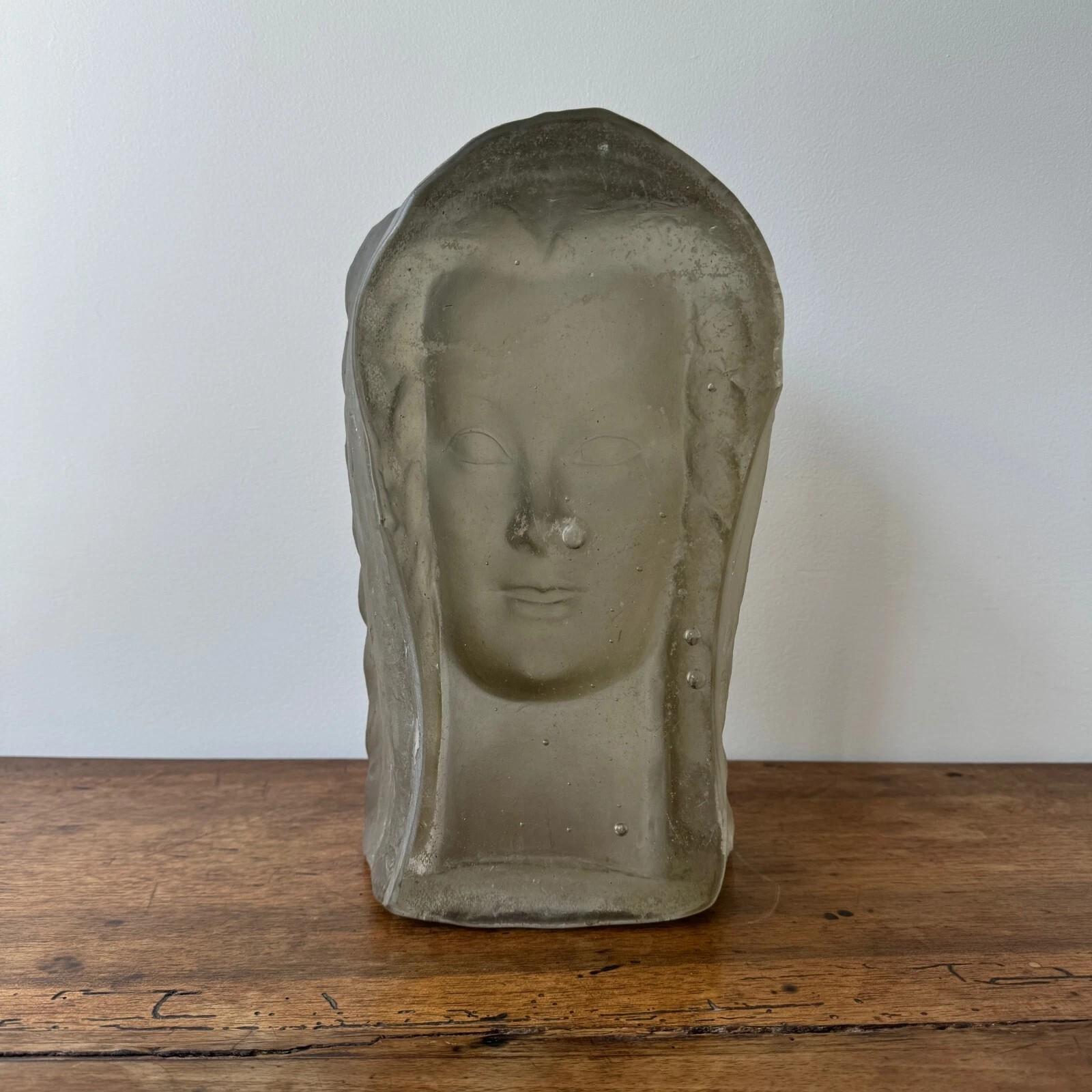Skulptur von Lucien Lafaye, weibliches Gesicht aus gegossenem Glas, um 1950 im Zustand „Gut“ im Angebot in NANTES, FR