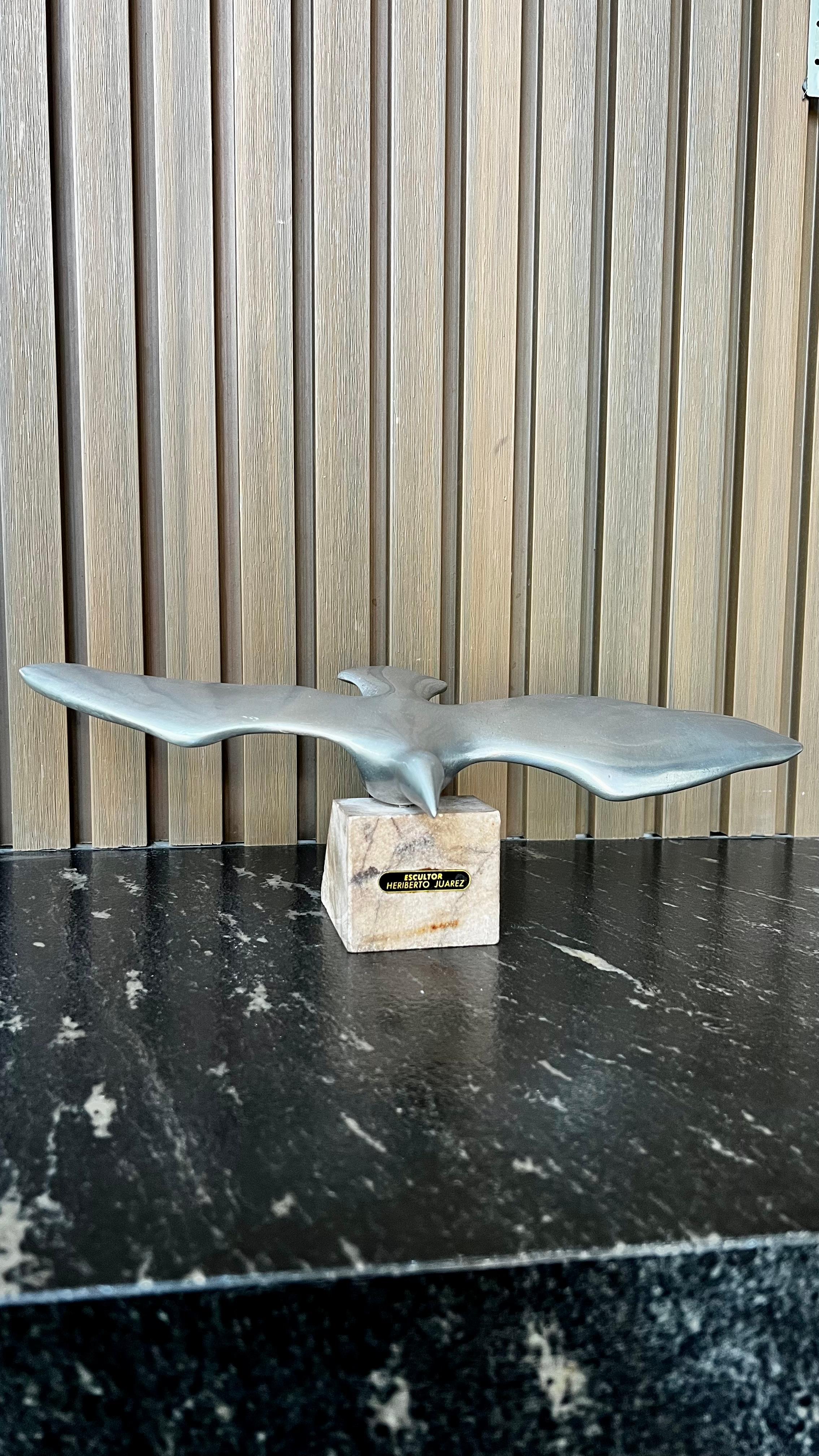Escultura del artista mexicano Heriberto Juárez en Bueno estado para la venta en San Pedro Garza Garcia, Nuevo Leon