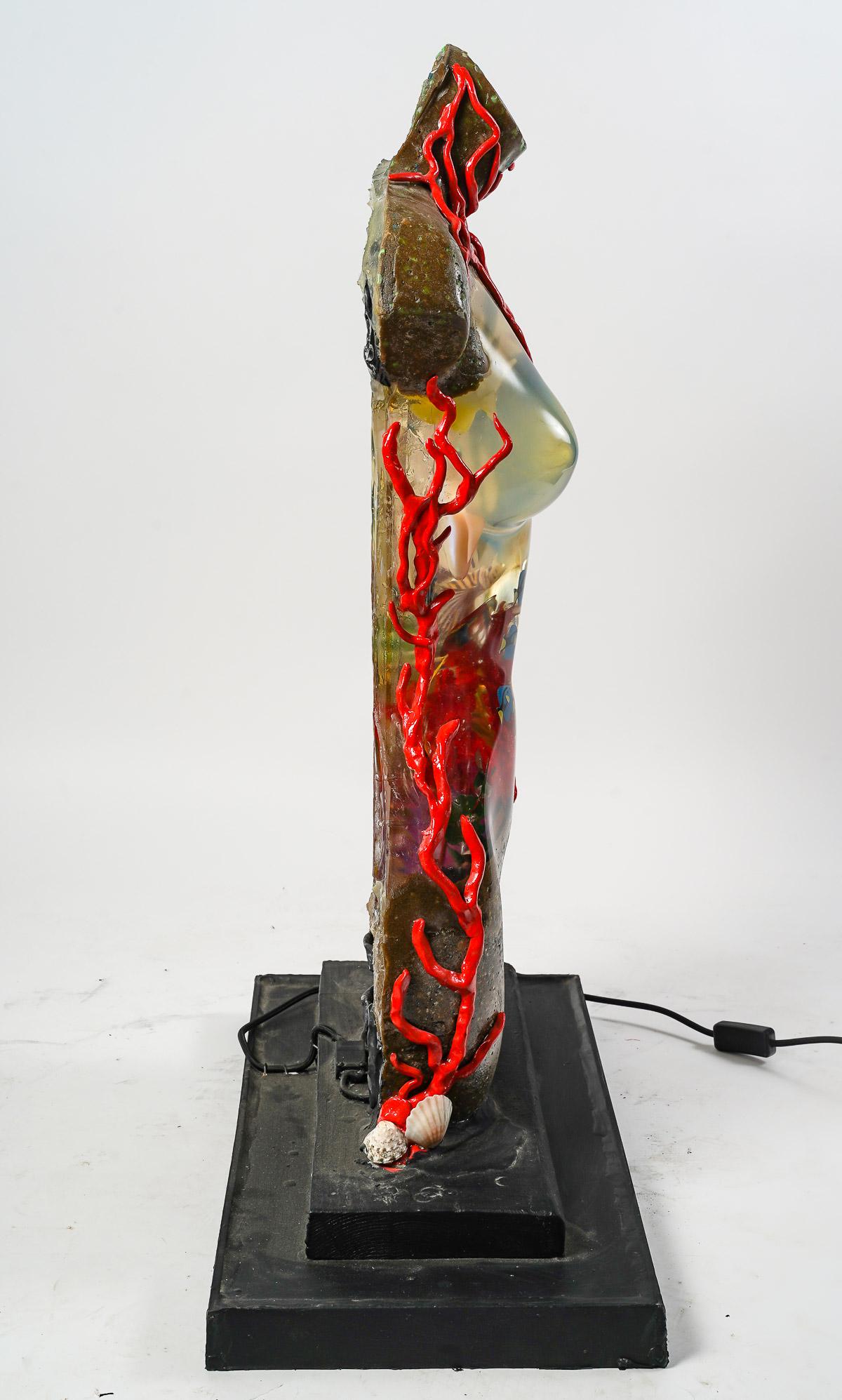 Résine Sculpture de Paolo Orlando, Titre : « La Femme Aquarium » en vente