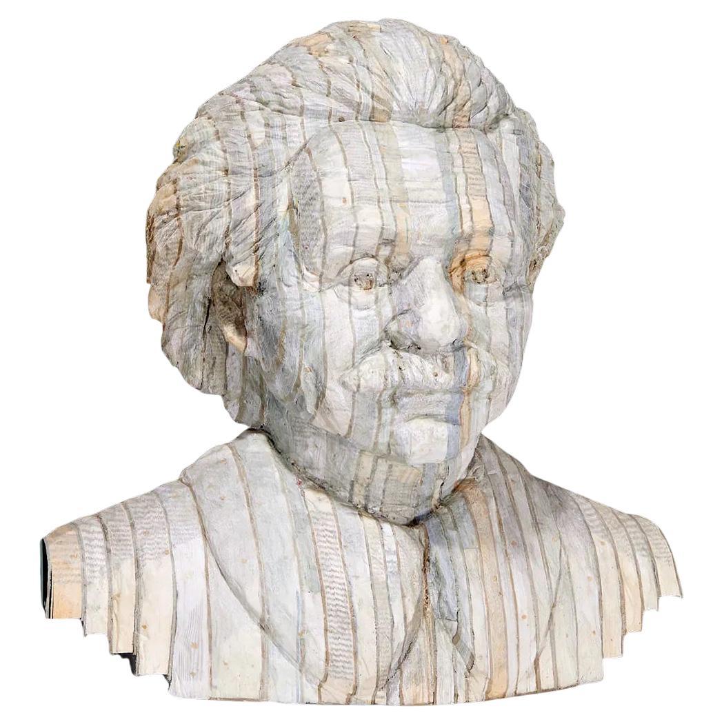 Scultura scolpita dai libri di A. Einstein da Chen Long-bin in vendita