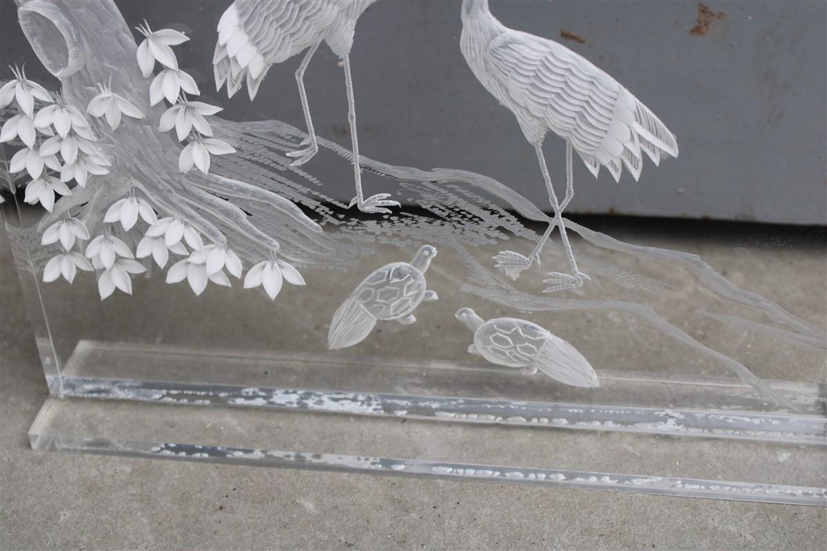 Sculpture Carved on Plexiglass with Engraving Italian Design 1970 Herons and Tre For Sale 2