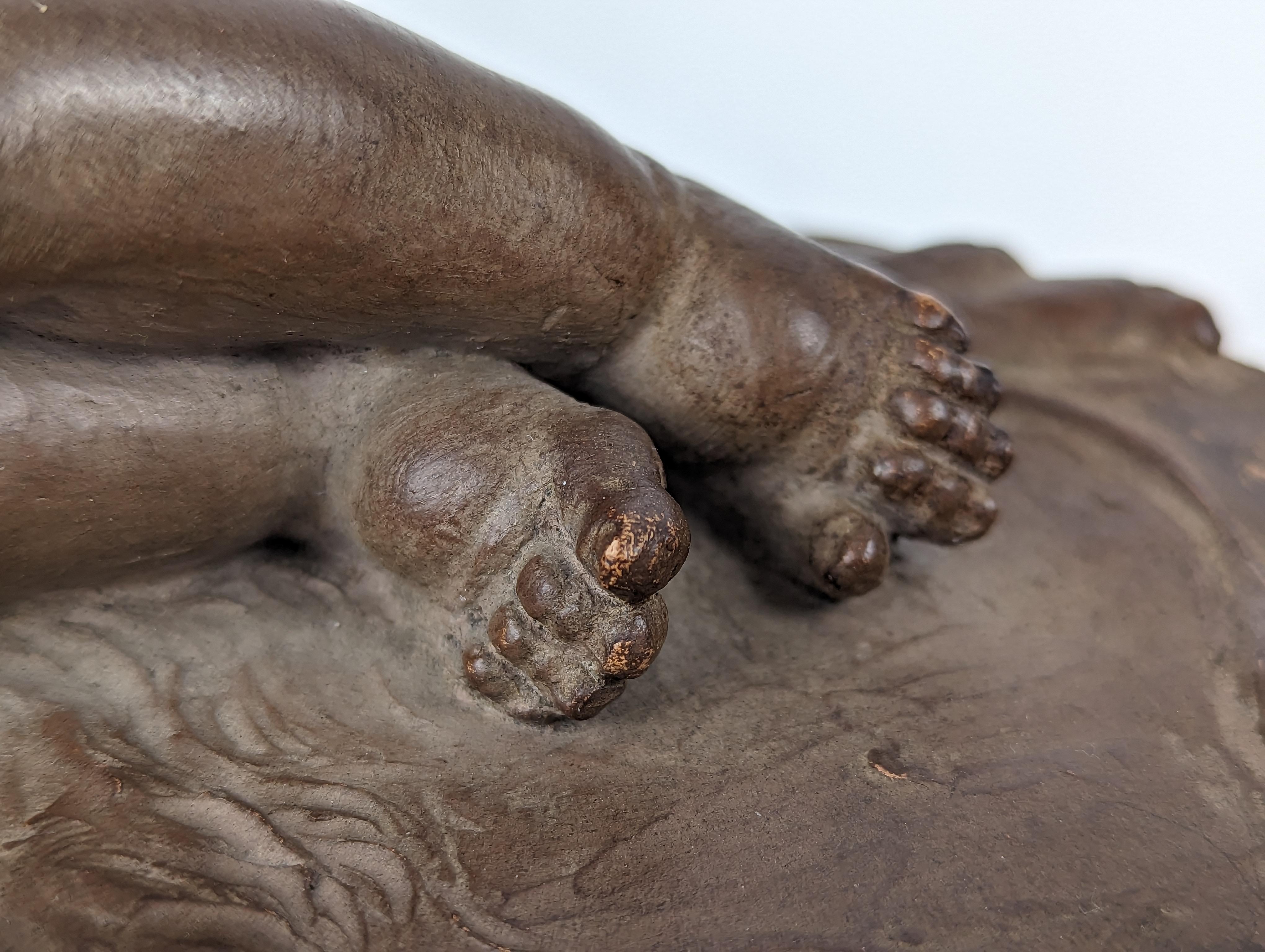 Sculpture Child Child Hercules on Lion Skin par Renè Rod en terre cuite en vente 8