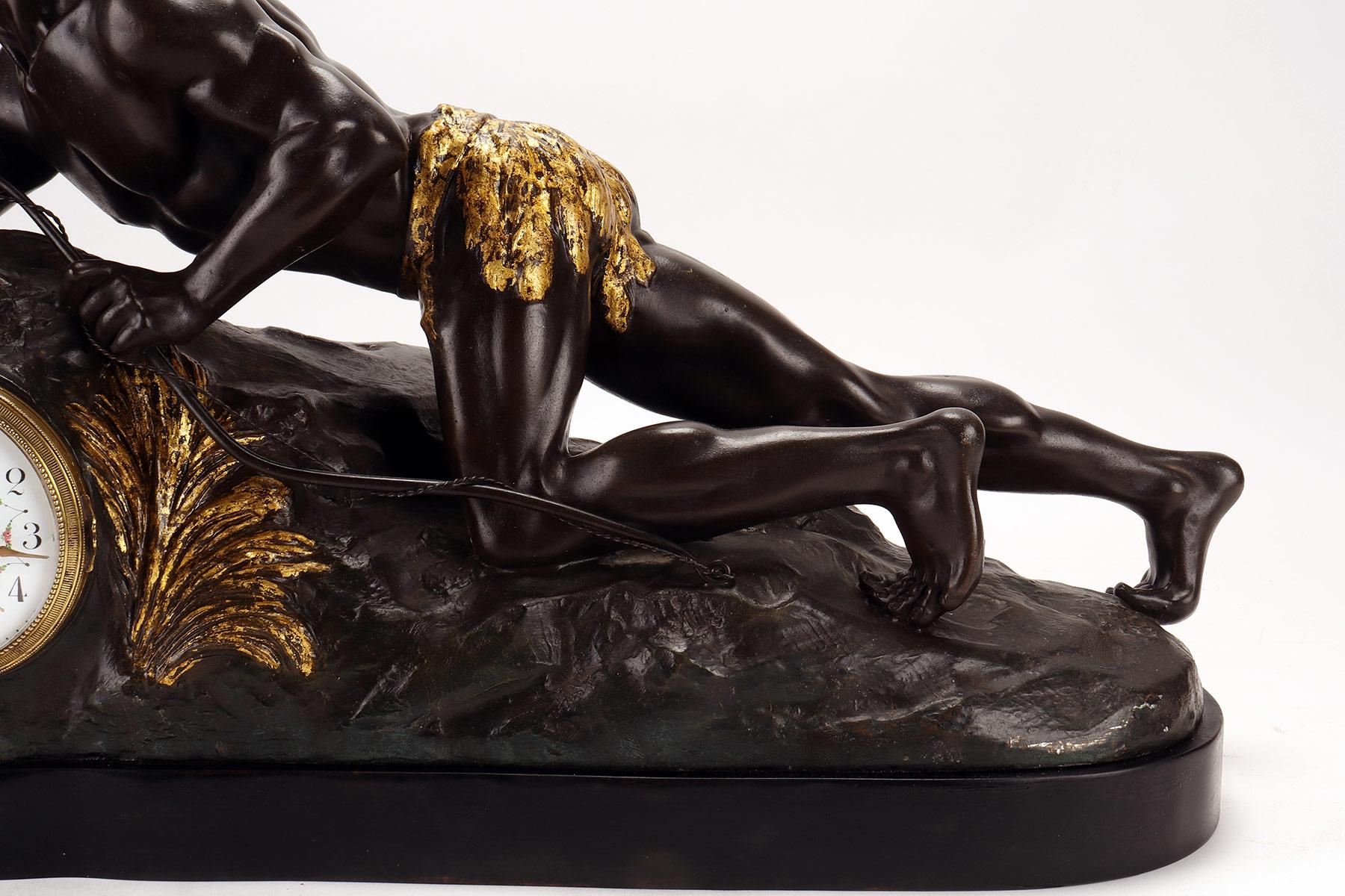 Sculpture clock depicting a native American, France 1890. In Good Condition For Sale In Milan, IT