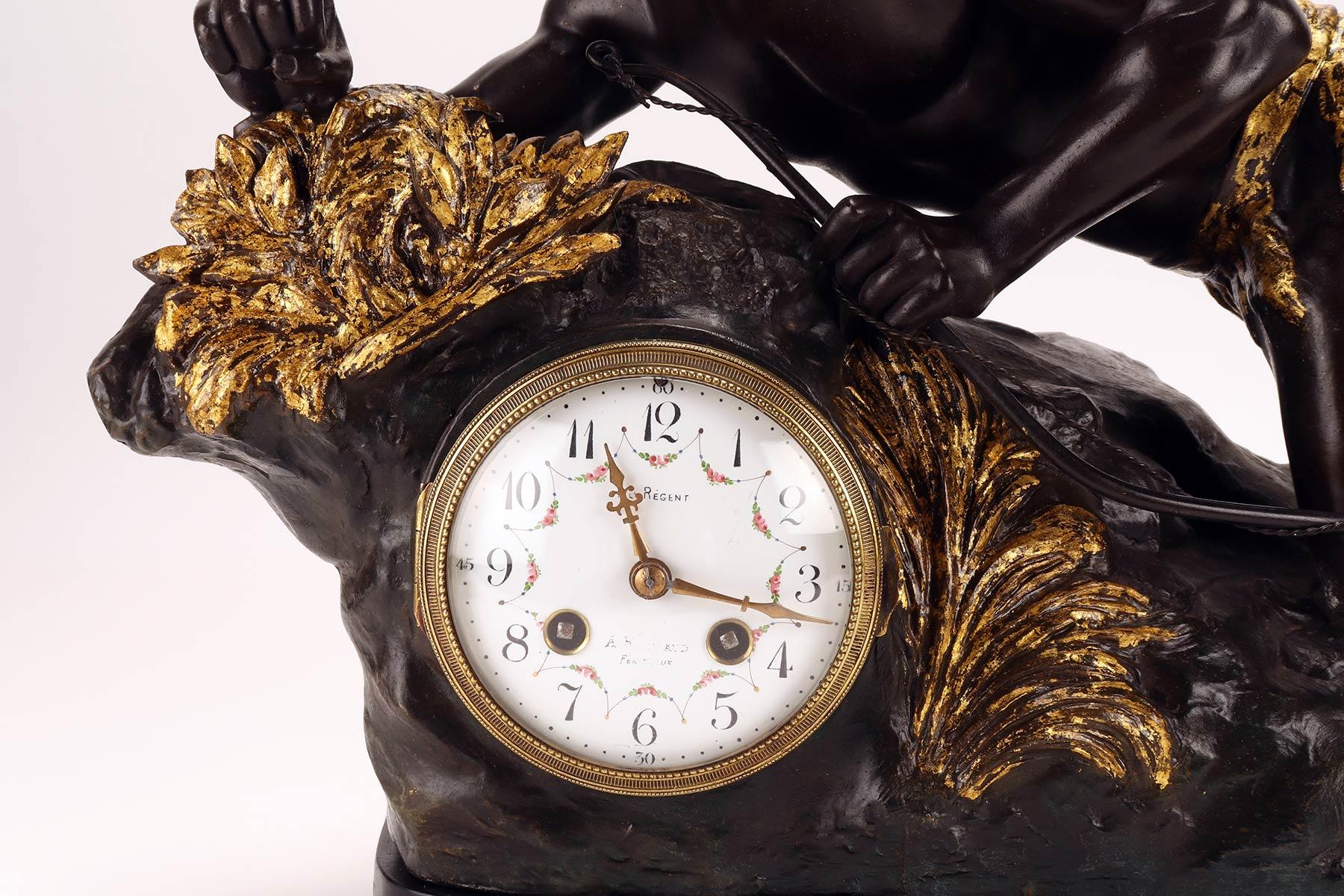 19th Century Sculpture clock depicting a native American, France 1890. For Sale
