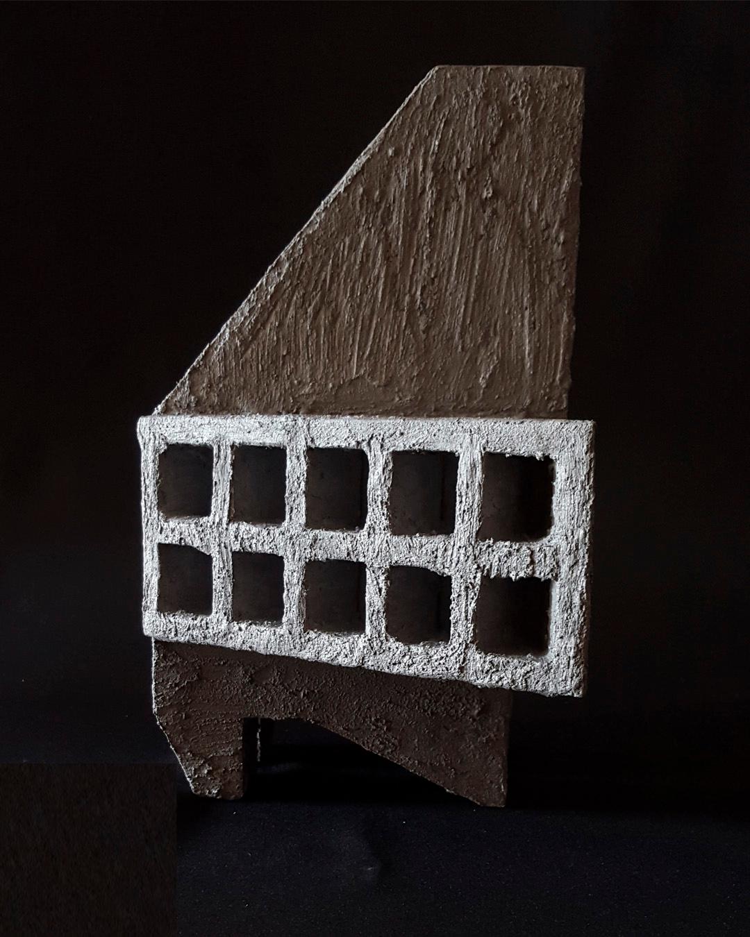 Spanish Sculpture Contemporary Geometric Constructivist Wood Concrete Grey - The Dragon For Sale