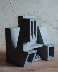 Skulptur Contemporary Geometric Constructivist Wood Concrete Grey- The Ship