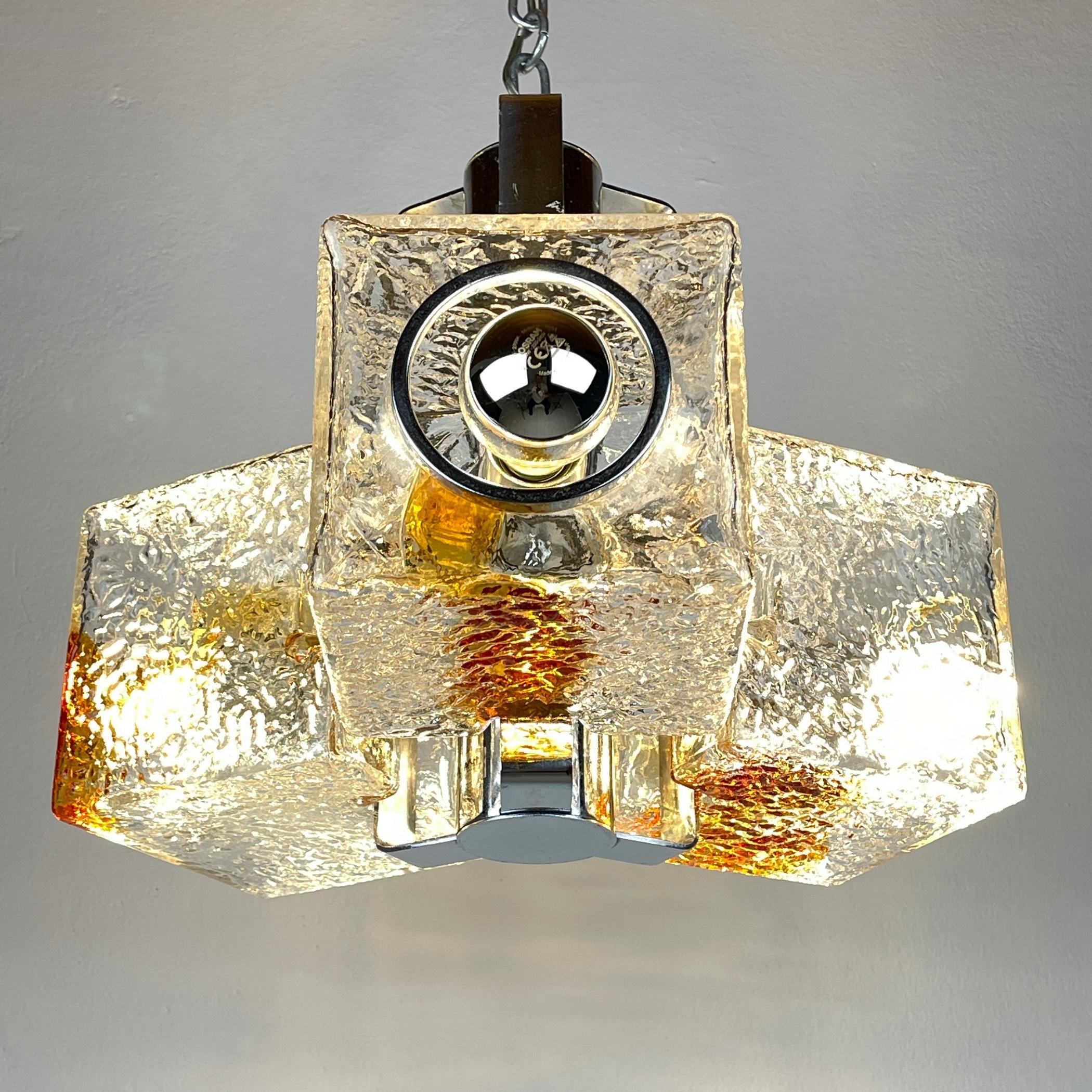 Italian Sculpture Cube Design Murano Chandelier by Toni Zuccheri for VeArt Italy 1970s For Sale