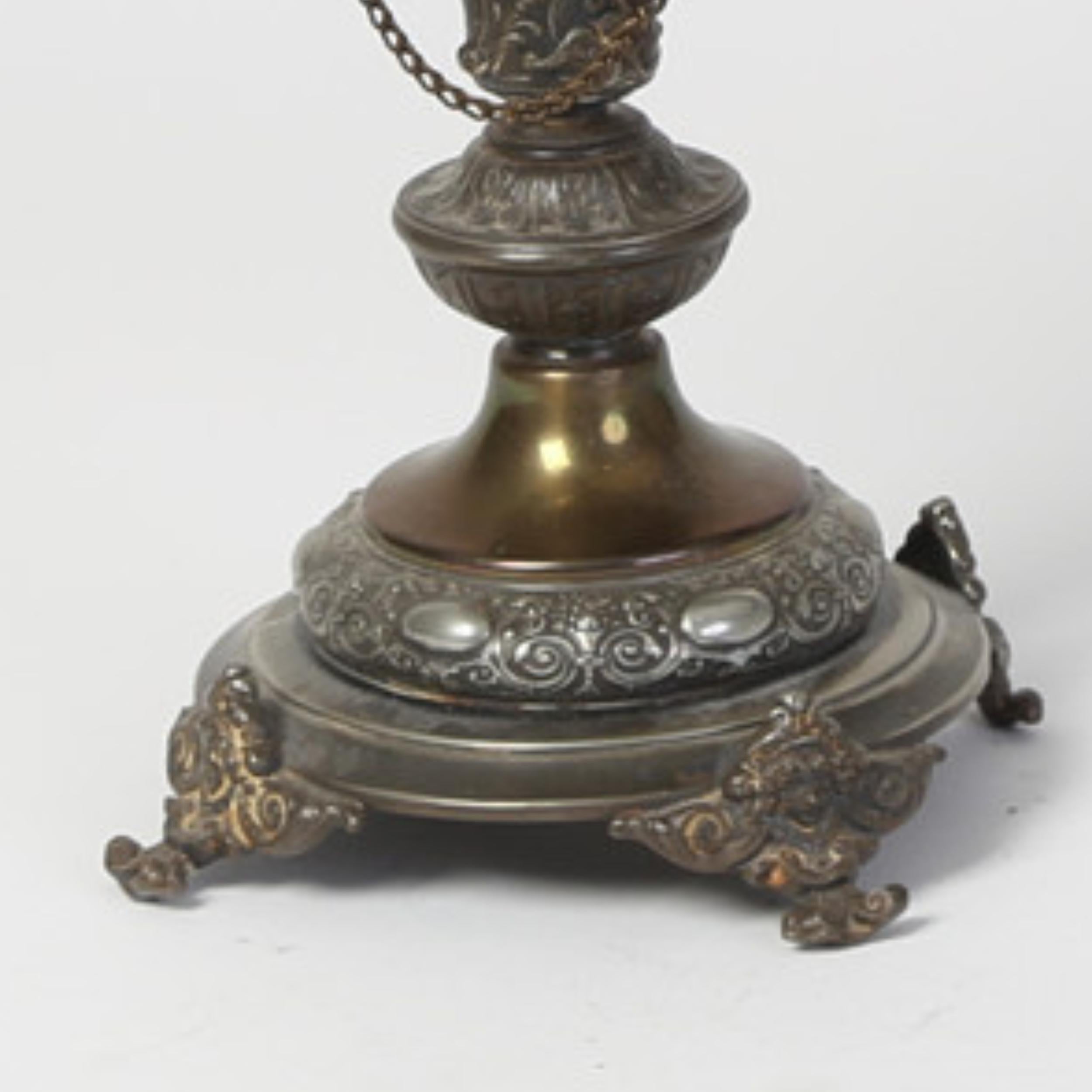Hollywood Regency Scultura Decorativa BEVERAGE HORN, Raro bicchiere da vino in osso e argento del 1894 in vendita