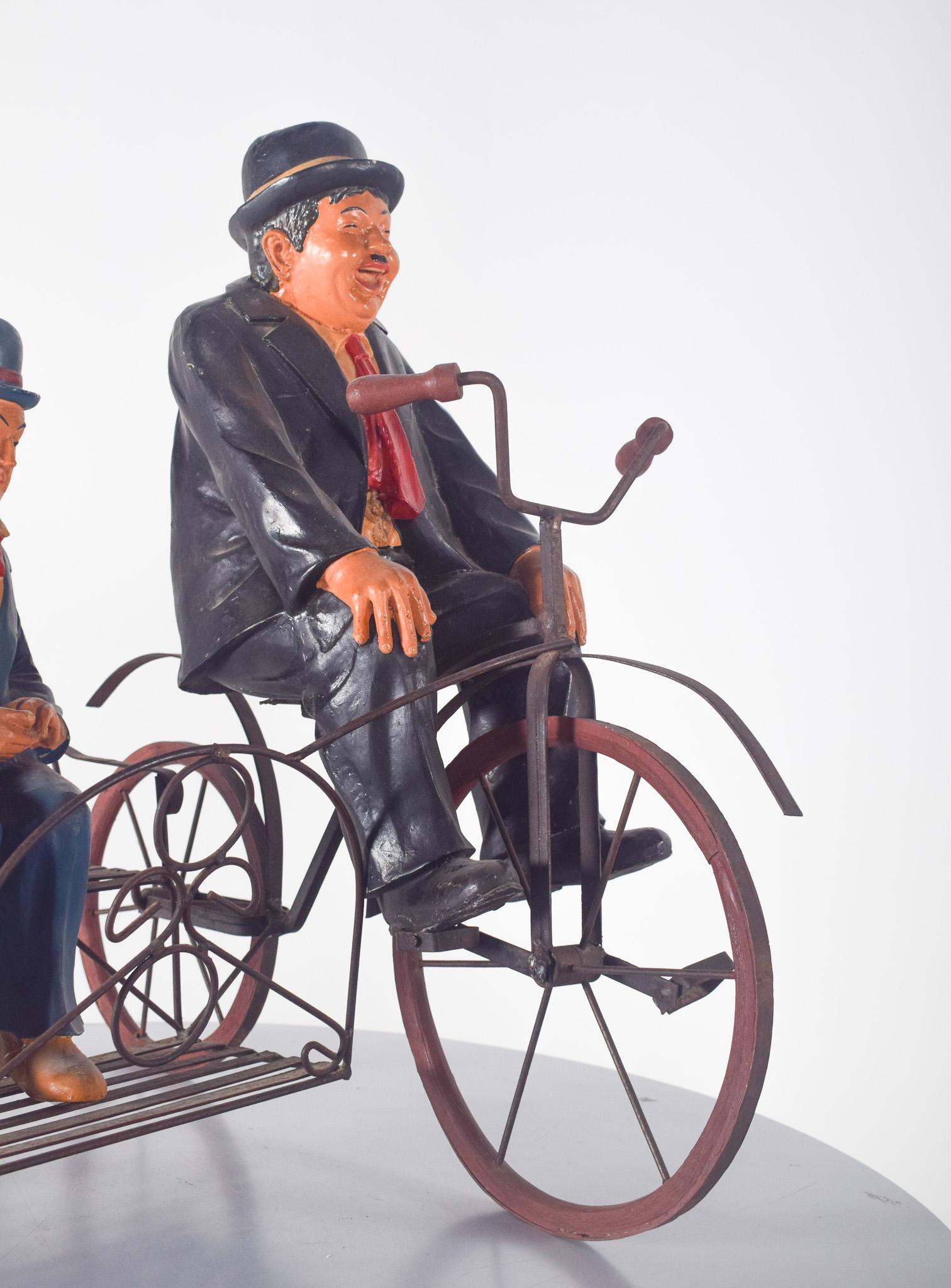 Sculpture Depicting Bucha and Estica on a Bicycle In Fair Condition For Sale In Lisboa, Lisboa