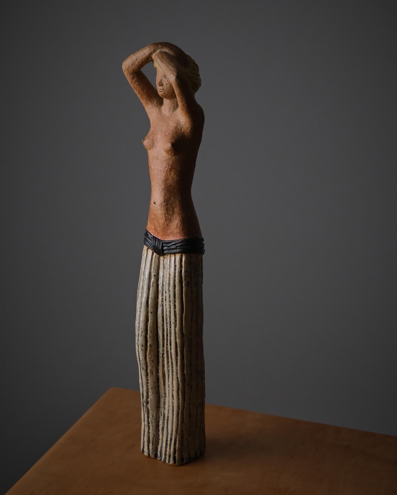 Sculpture designed by Stig Lindberg for Gustavsberg Studio, Sweden, 1940s (Steingut) im Angebot