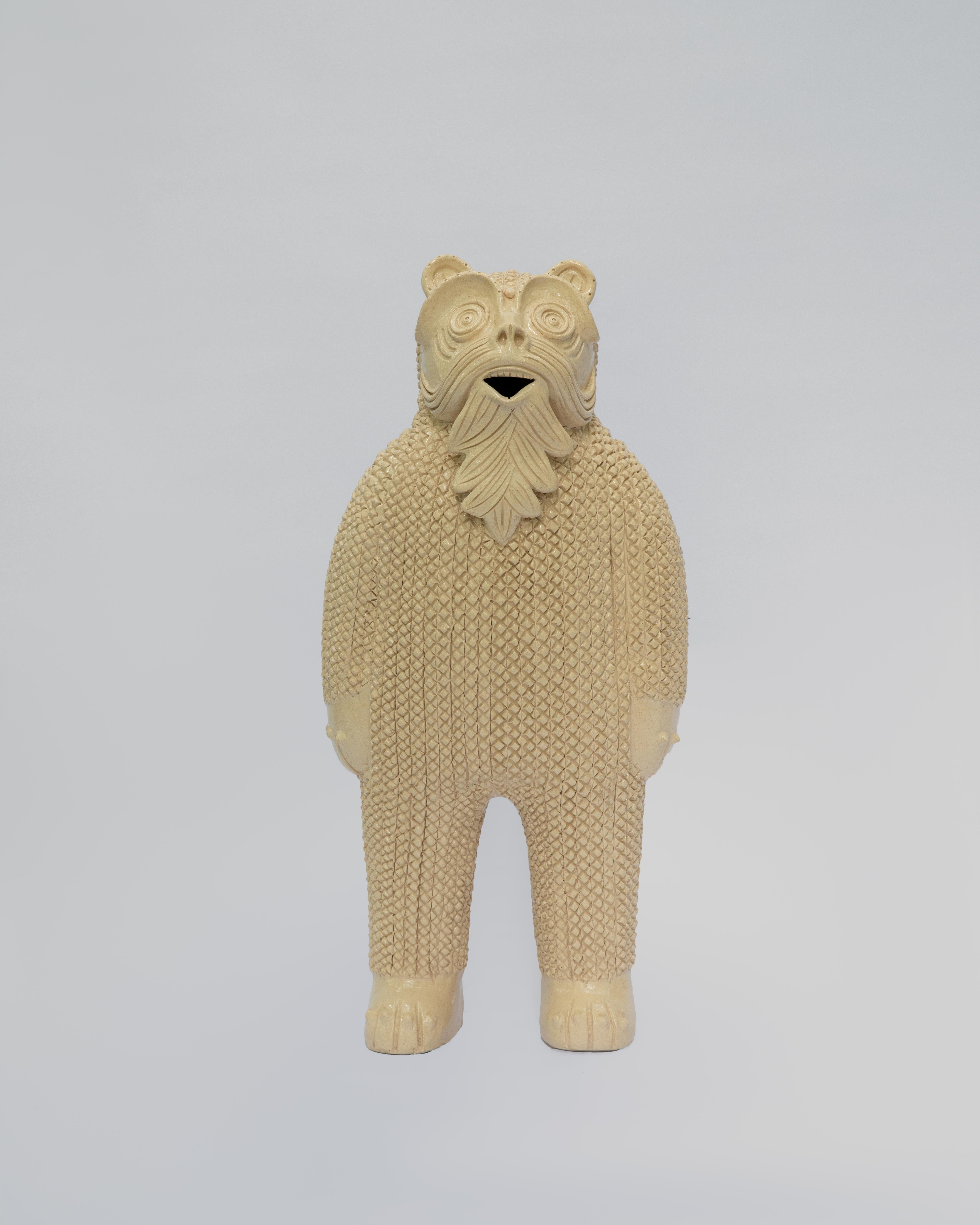 DIDO est une série d'objets d'art uniques du studio de céramique MAKHNO qui suit et développe les traditions de la sculpture zoomorphe ukrainienne, un monument unique d'art décoratif et appliqué dont l'histoire millénaire remonte à Trypillia.

Les