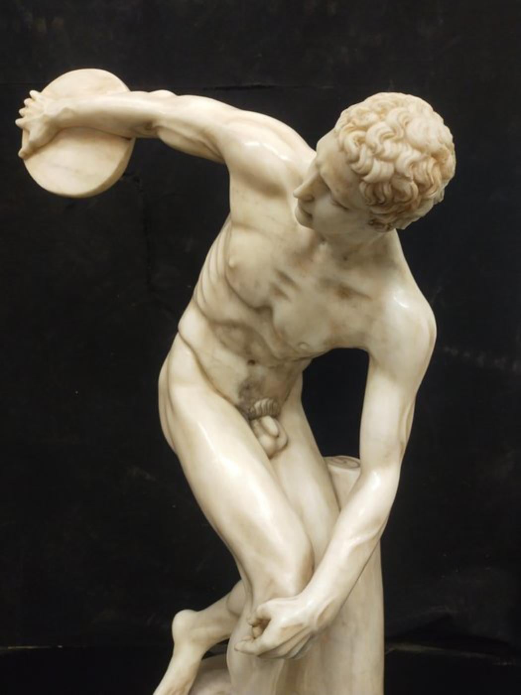Scultura, Discobolo - 85 cm - Marmo In condizioni buone in vendita a Rome, IT