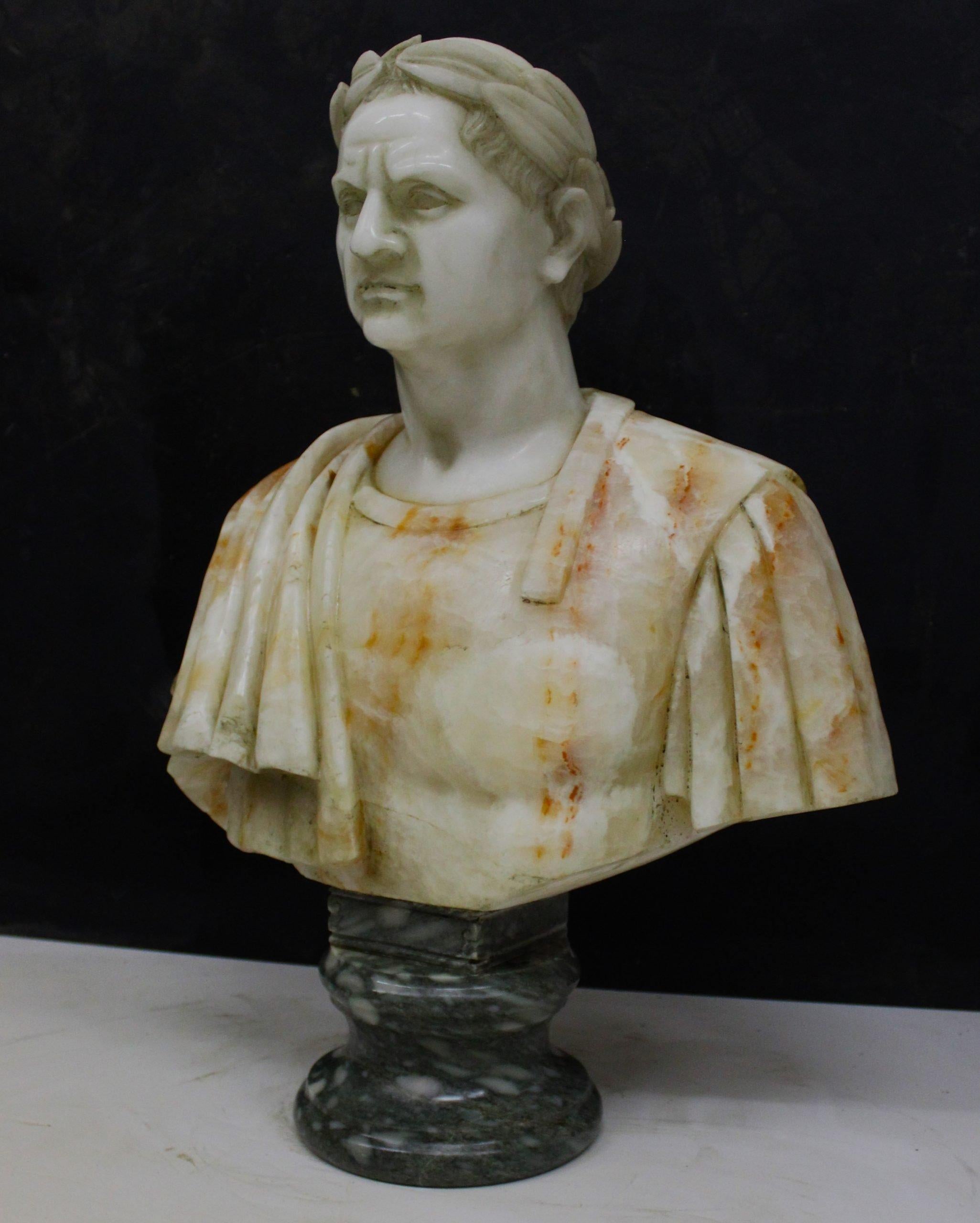 Skulptur, Kaiser Caesar (Italienisch) im Angebot