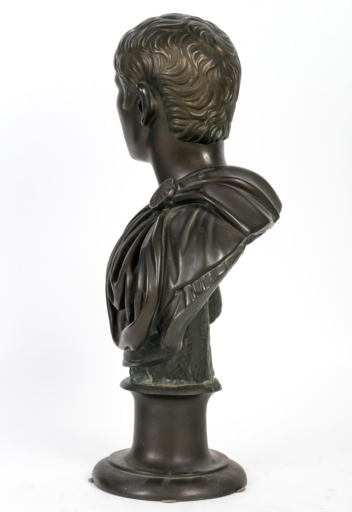 Napoleon III Sculpture en Bronze, Jules César, XIXème Siècle.  For Sale