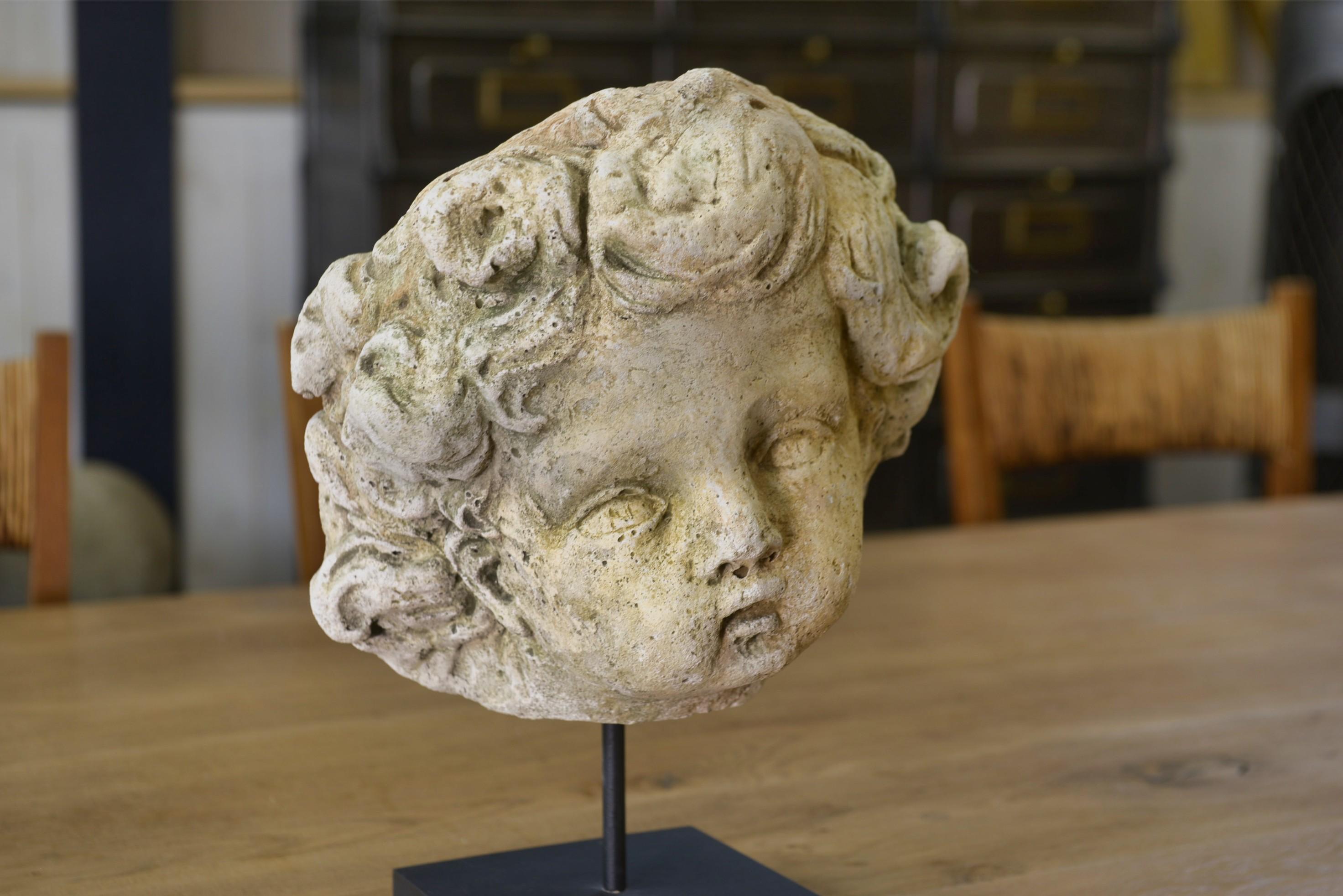 Sculpture en pierre reconstituée style antique XXème For Sale 2