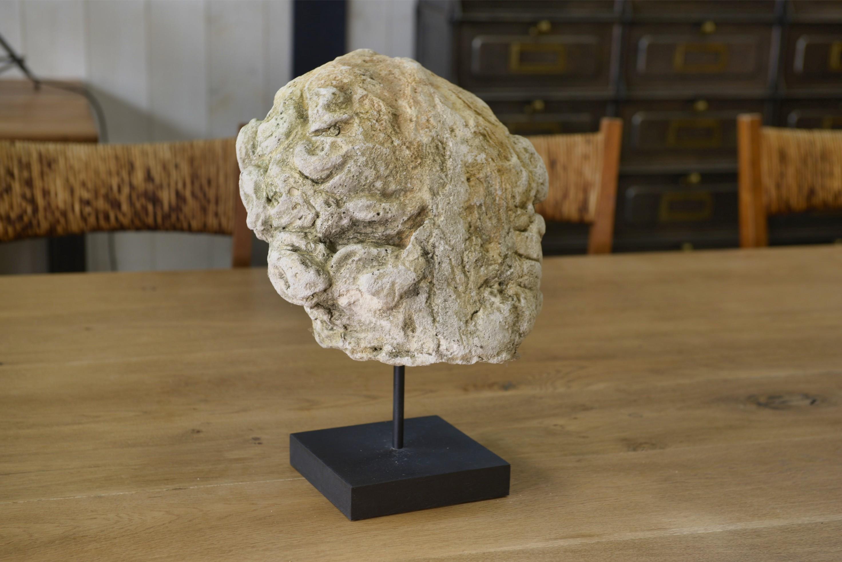 Sculpture en pierre reconstituée style antique XXème For Sale 3