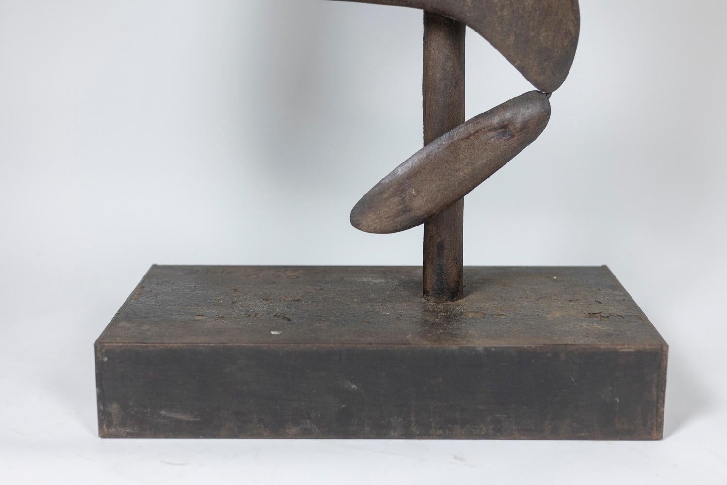 Métal Sculpture intitulée Lutine bombée en métal corten, Oeuvre contemporaine en vente