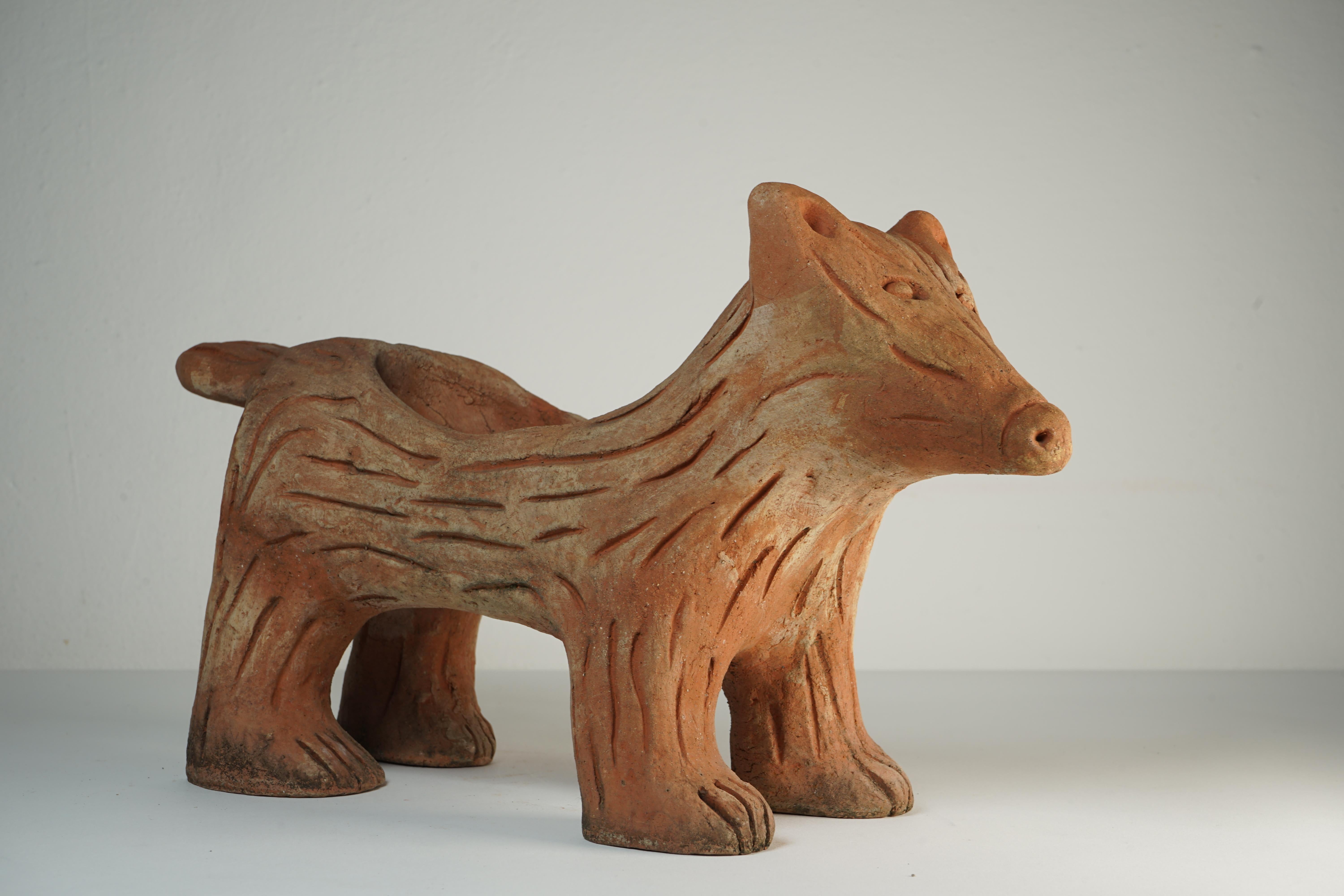 Ceramic sculpture Fantastic Badger model designed by Nathalie Du Pasquier and produced by Alessio Sarri in 1993. Engraved in the pottery , signature of the artist and manufacturer .
The fox is part of a series of sculptures made up of 7 different