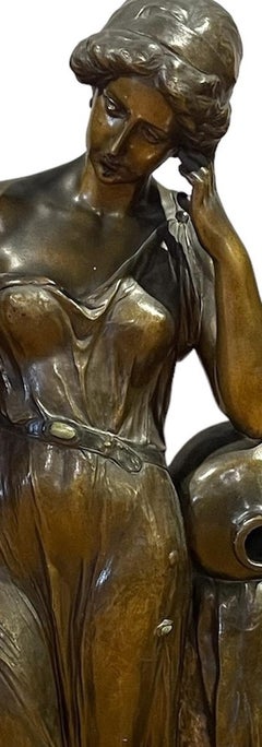 Escultura - Figura femenina con jarra - Goldscheider