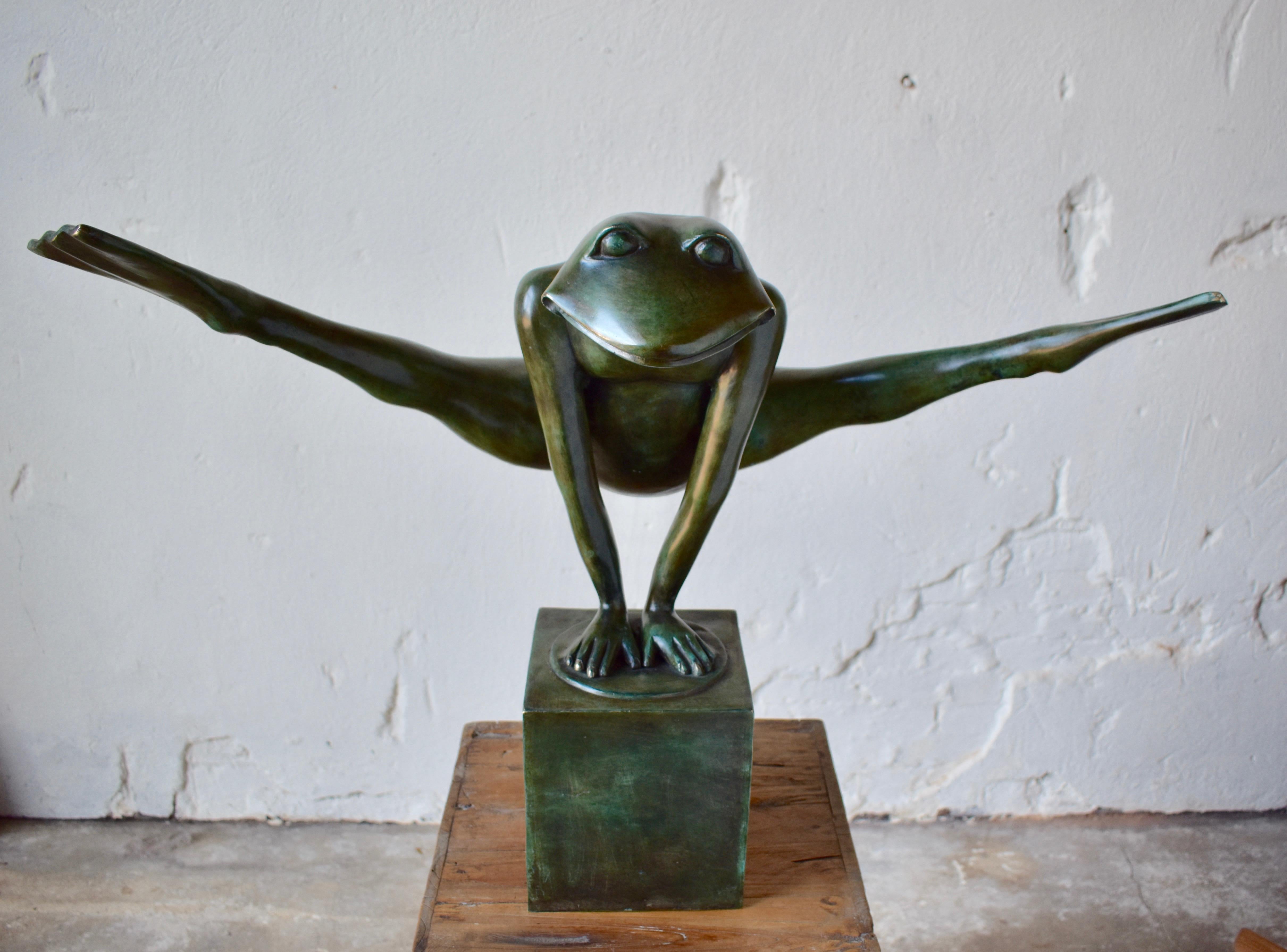 Sculpture, frog in patinated bronze, 