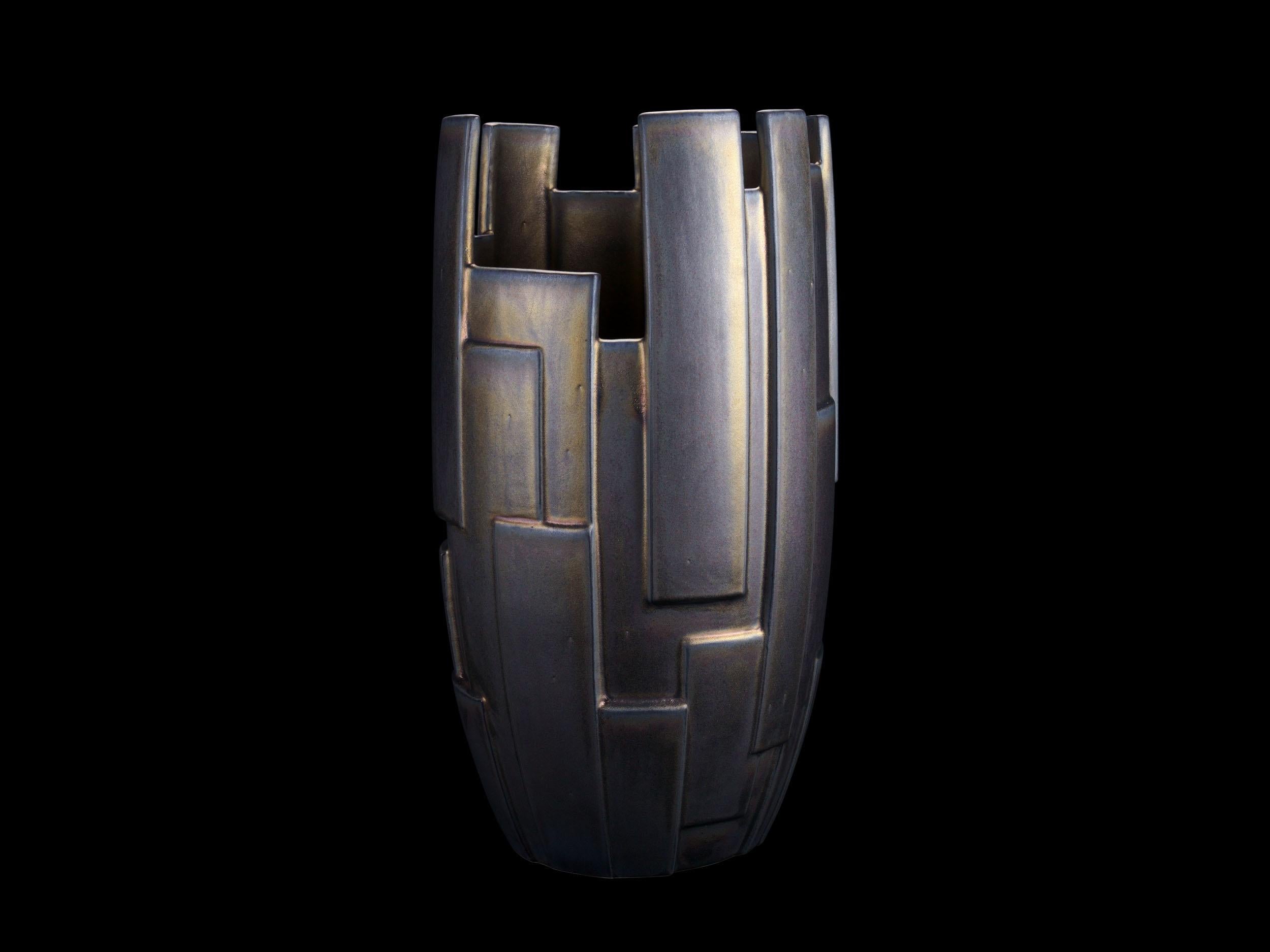 Sculpture Geometric Ceramic Vase Vessel Special Iridescent Bronze Glazed Italy In New Condition For Sale In Recanati, IT