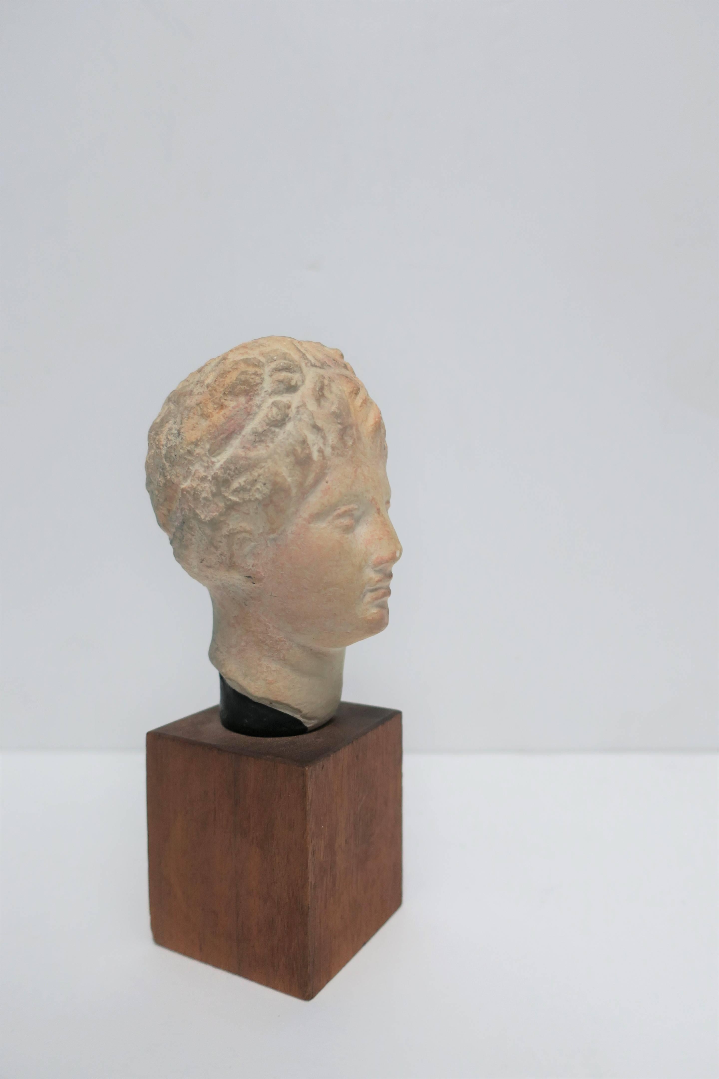 English Sculpture Head or Bust 4
