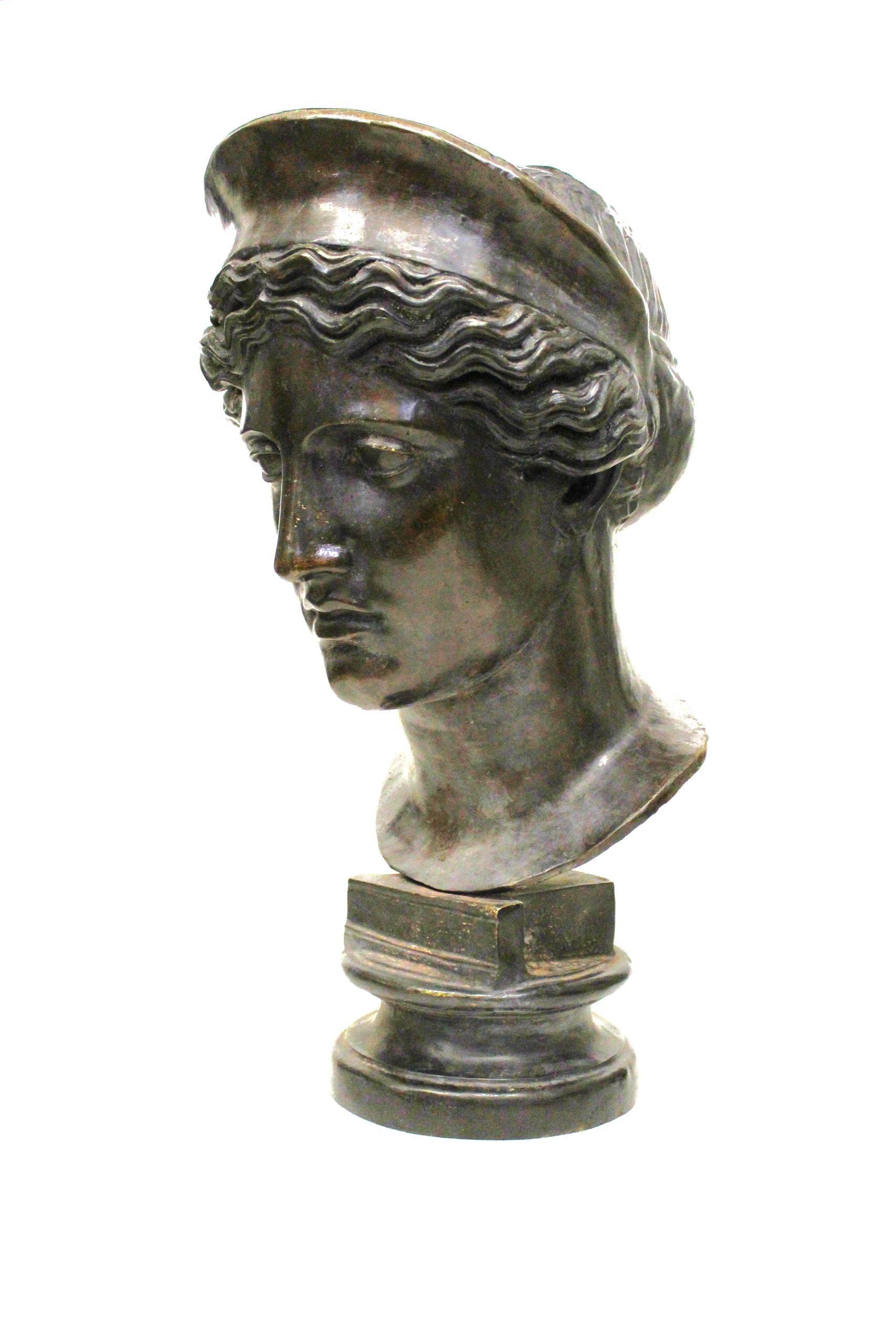 20ième siècle Sculpture, Héra, divinité grecque en vente