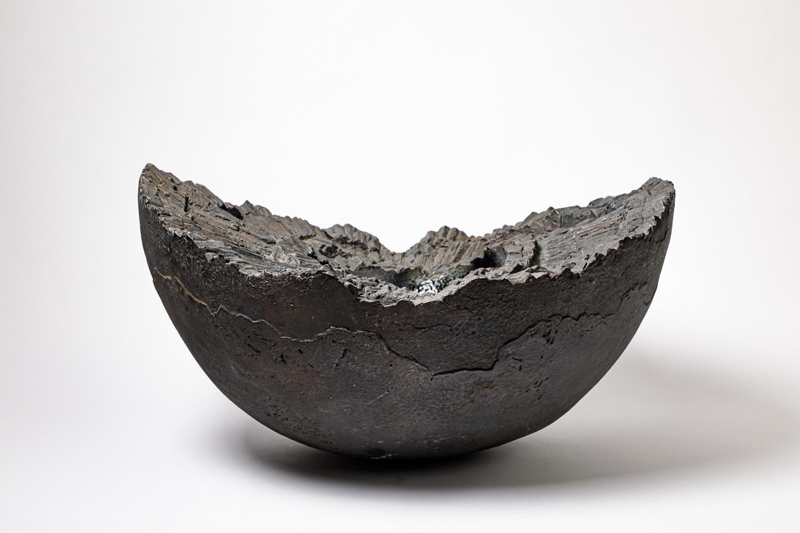 Sculpture in black glazed stoneware by Jean-Pierre Bonardot. 
Artist signature under the base « JP Bonnardot ». Unique piece. Circa 1990-2000.
H : 15.3 x 27.5 x 25.6 inches.