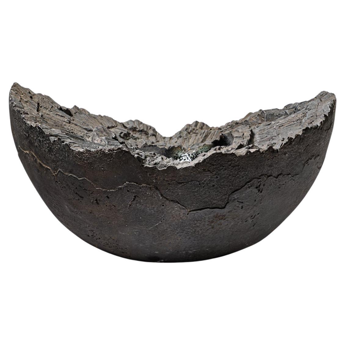 Sculpture in black glazed stoneware by Jean-Pierre Bonardot.