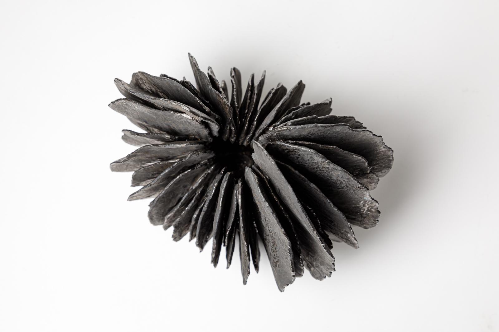 Céramique Sculpture en céramique émaillée noire, Jean-Pierre Bonardot, 2025 en vente