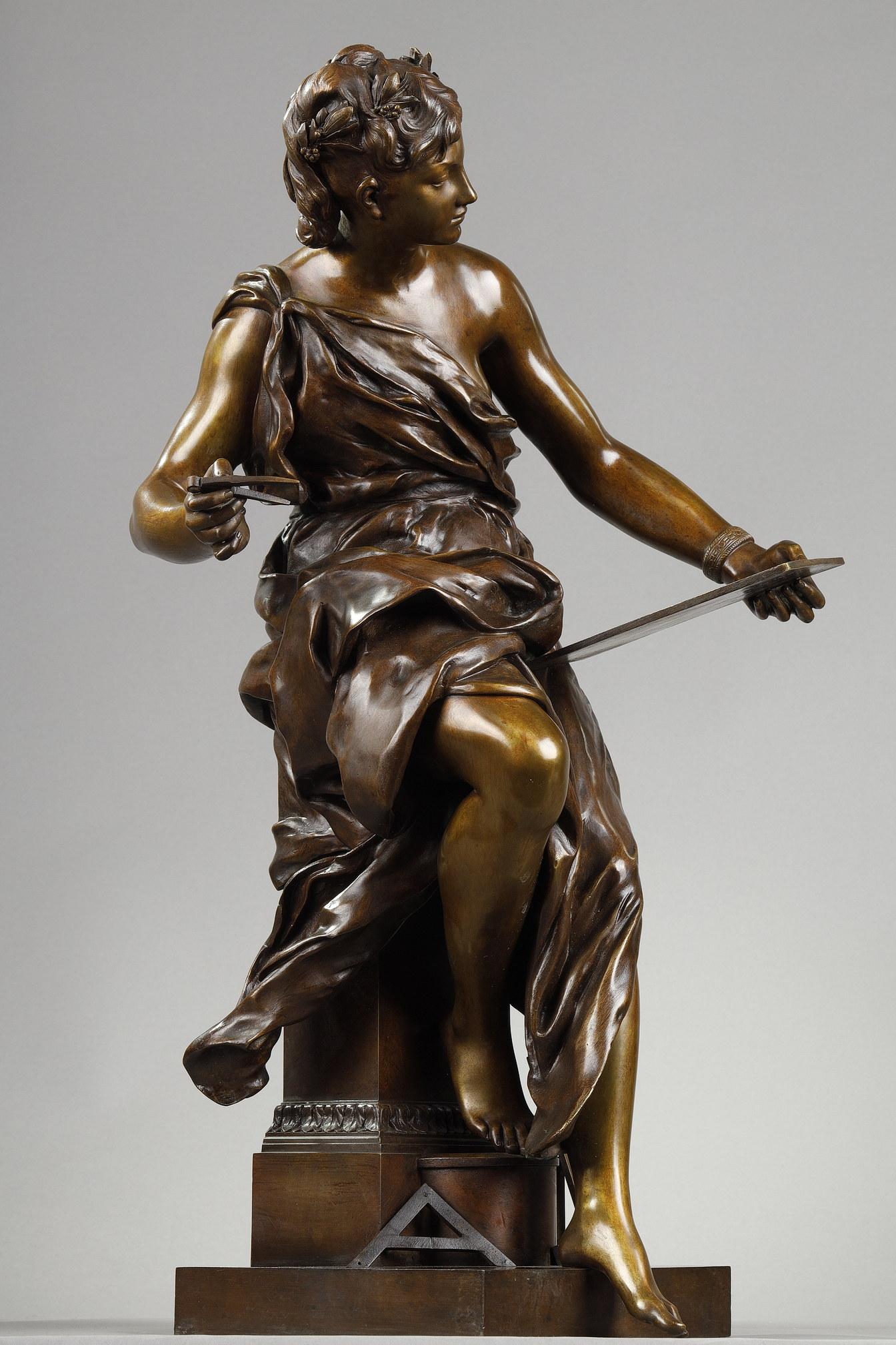 Sculpture in patinated bronze 