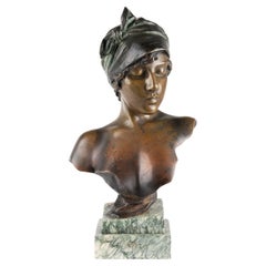 Antique Sculpture in bronze and marble base, Art Nouveau period, circa 1900.