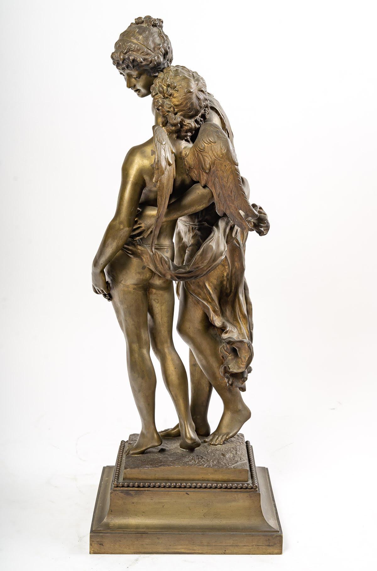 Français Sculpture en bronze, signée Ferville Suan, « Le secret »