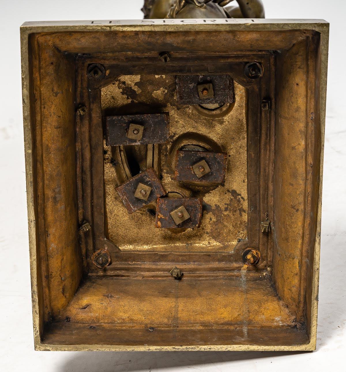 Sculpture en bronze, signée Ferville Suan, « Le secret » 1
