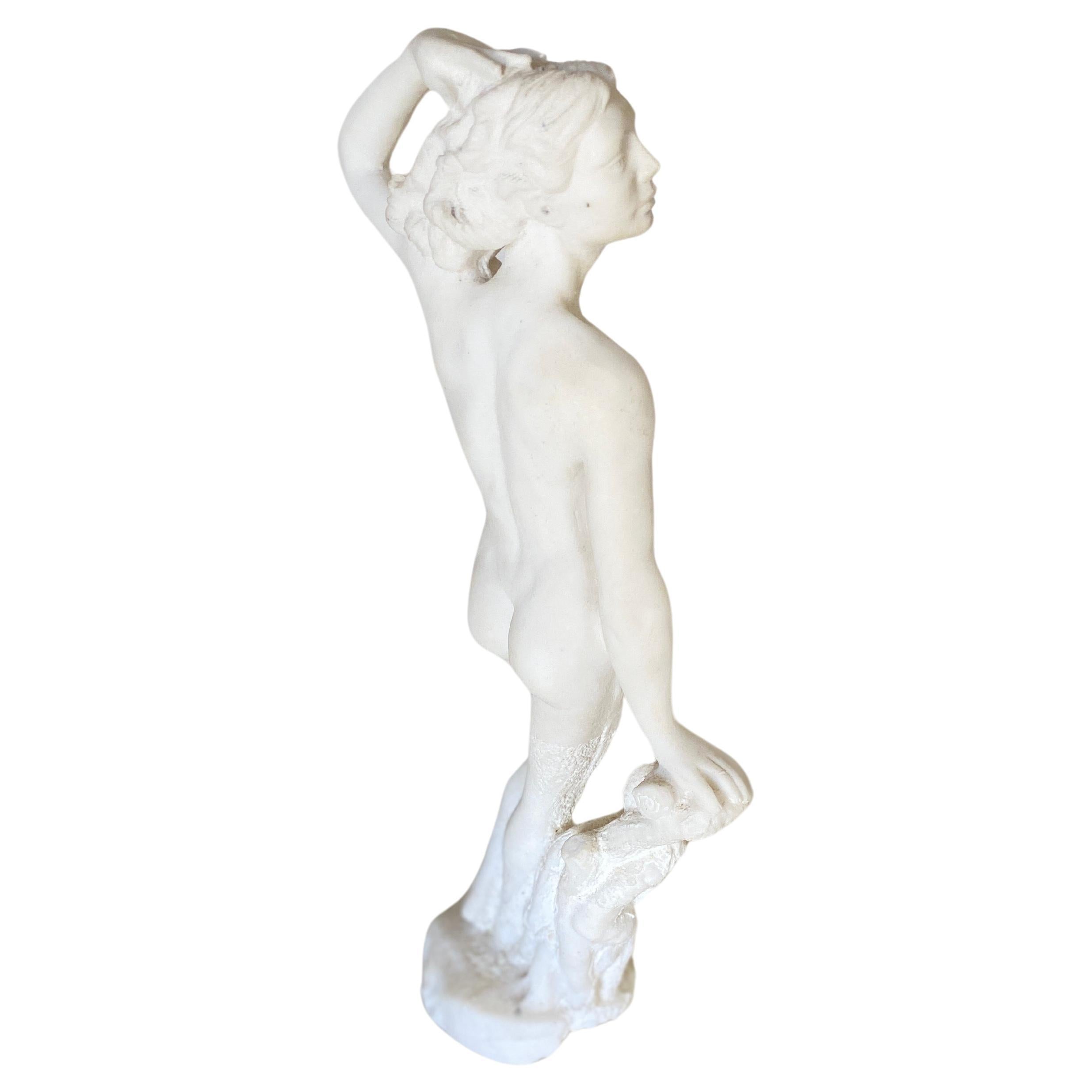 Skulptur aus Marmor pulverbeschichtetem französischem Fraukörper, in weißer Farbe, 20. Jahrhundert (Art déco) im Angebot