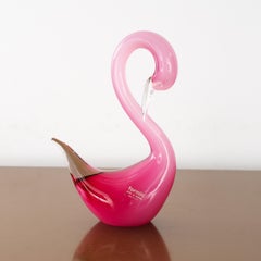 Sculpture in Murano glass, pink Swan with crystal details, Italy in stock