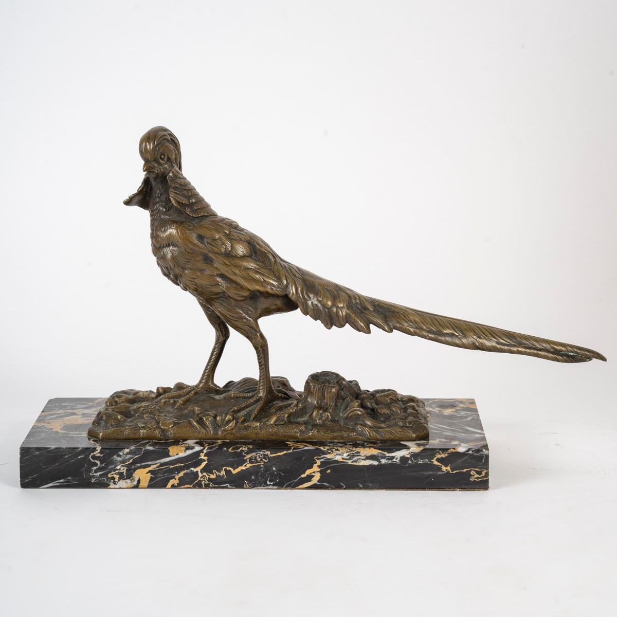 Sculpture in Patinated Bronze, Animal Statue representing a Pheasant, 1920-1930.

Patinated bronze sculpture on marble base, 1920-1930, representing a pheasant, Napoleon III style.
H: 19cm, W: 31cm, D: 10cm