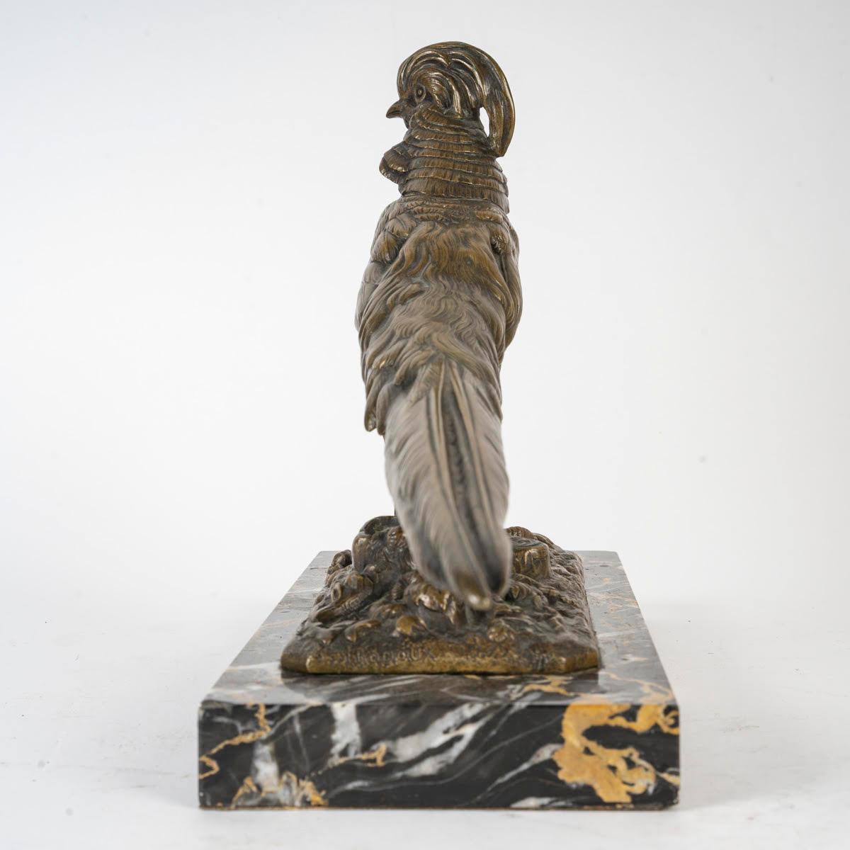 French Sculpture in Patinated Bronze, Animal Statue Representing a Pheasant, 1920-1930. For Sale