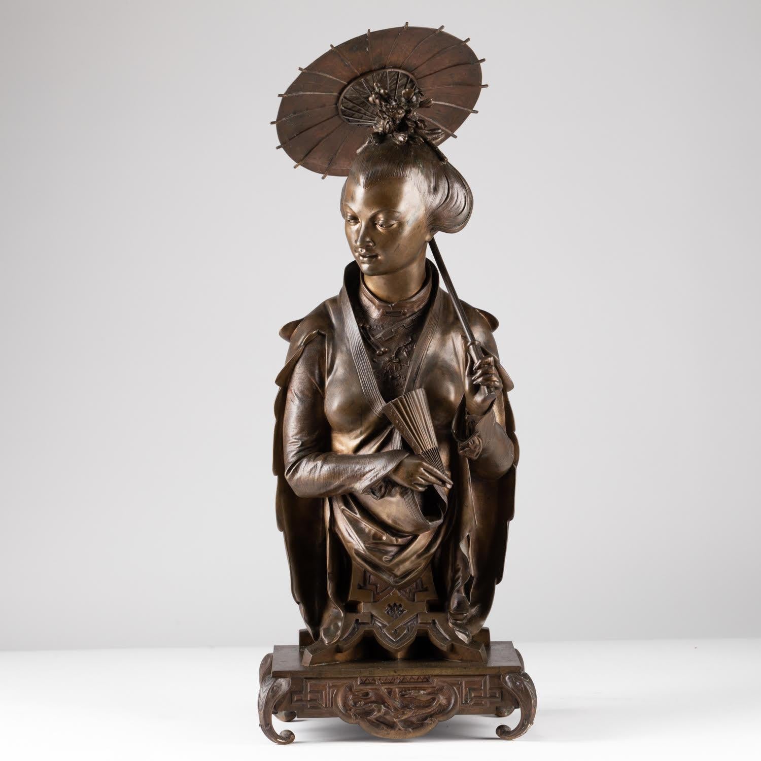 Skulptur aus patinierter Bronze von Auguste Lalouette, 19. Jahrhundert, Periode Napoleon III.

Skulptur von Lalouette Auguste einer japanischen Frau in elegantem Kleid aus patinierter Bronze, Periode Napoleon III, 19.
H: 51cm, B: 20cm, T: 27cm