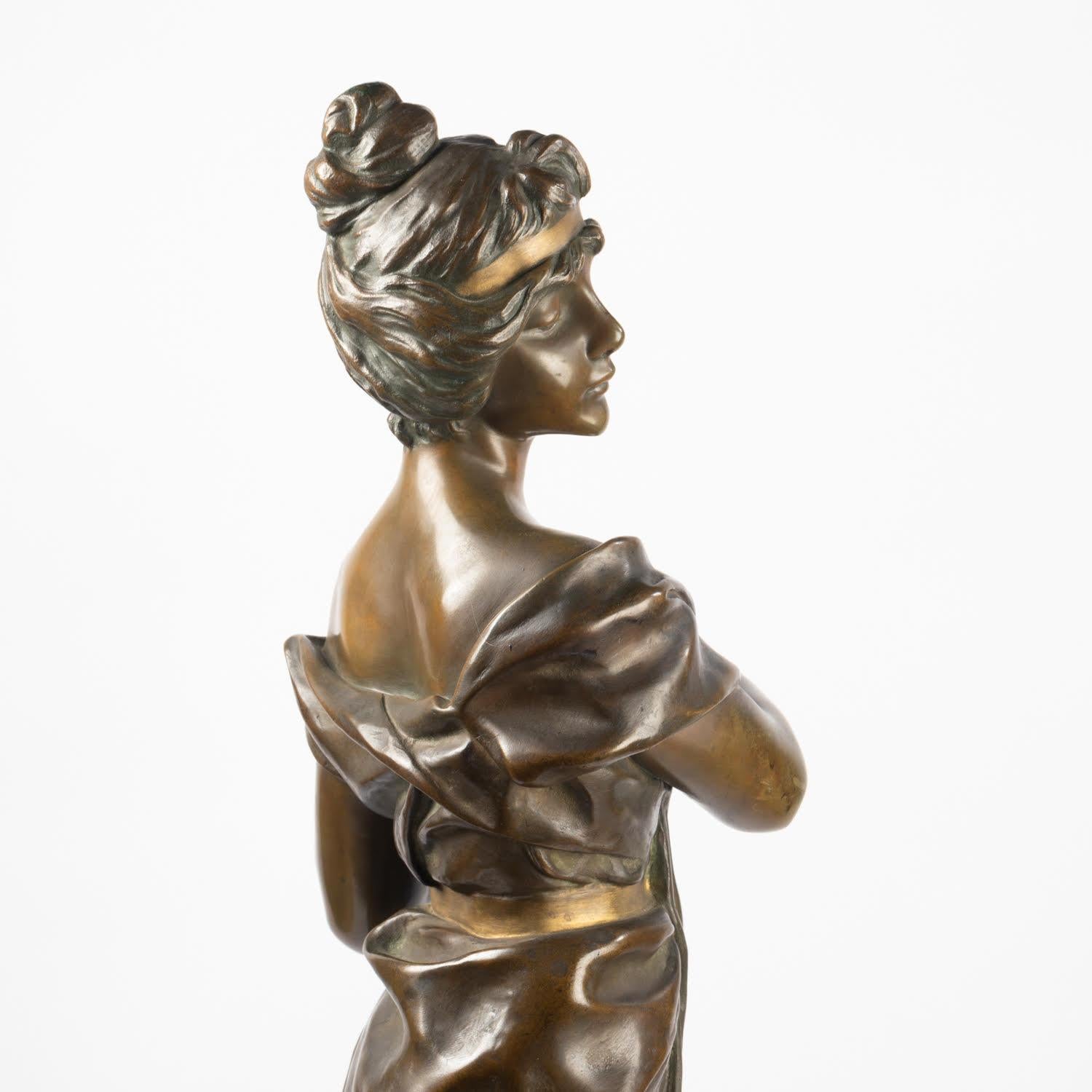Sculpture in Patinated Bronze by Emmanuel Villanis, 19th Century. 7