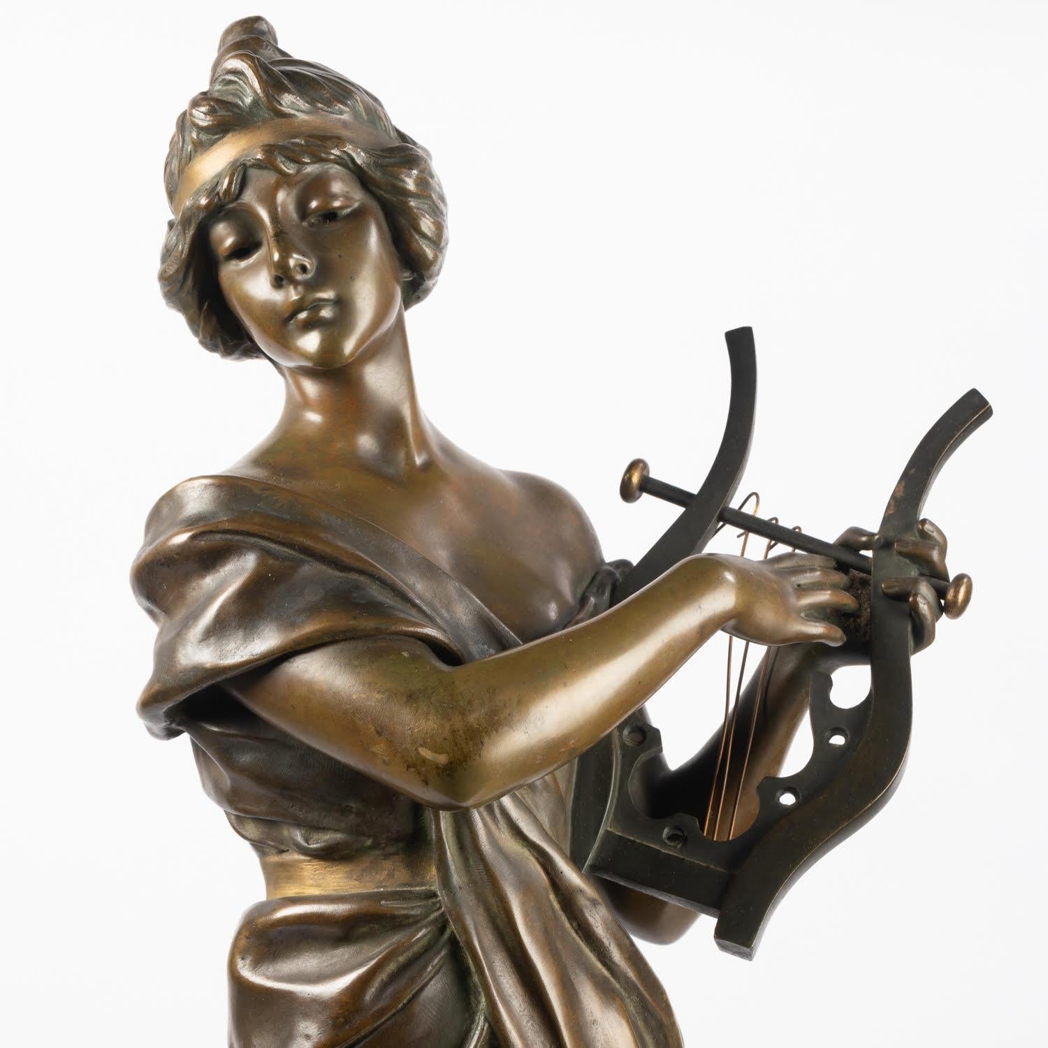 Sculpture in patinated bronze by Emmanuel Villanis, 19th century, Napoleon III period.

Sculpture by Emmanuel Villanis, 19th century, Napoleon III period, in patinated bronze representing Sapho, bears the stamp of the Société des bronzes de Paris,