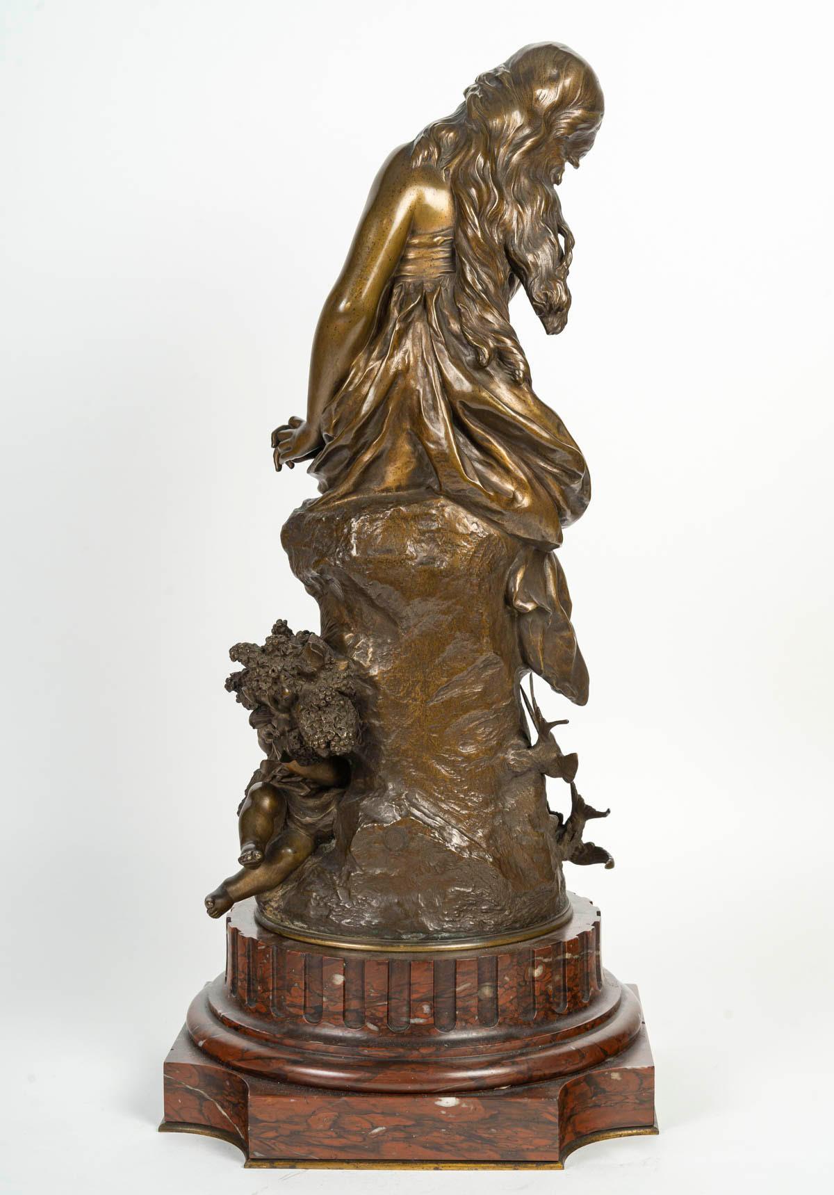 Scultura in bronzo patinato di Mathurin Moreau, XIX secolo. In condizioni buone in vendita a Saint-Ouen, FR