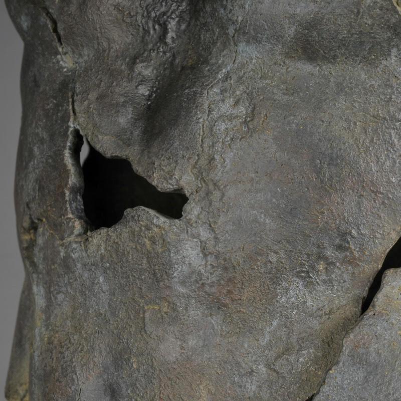 XXI secolo e contemporaneo Scultura in resina e polvere di marmo,  la scultura di Discophorus. in vendita