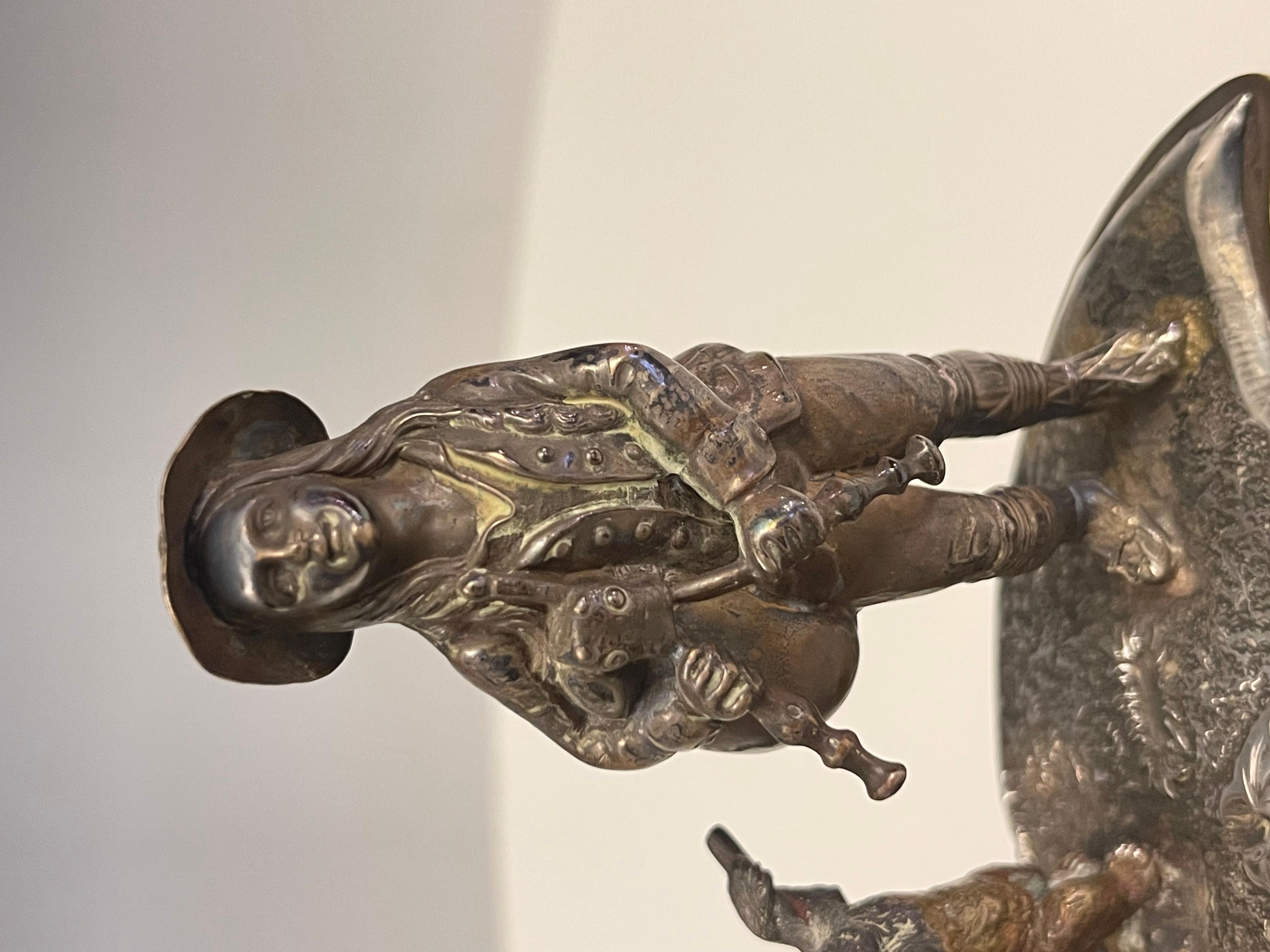 Skulptur aus Silber und Malachit, die einen tanzenden Bär darstellt, Russland 1880.  im Angebot 7