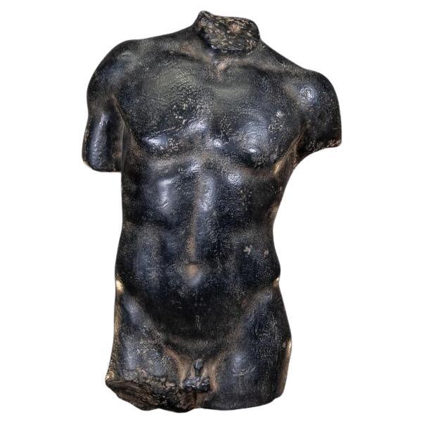 Skulptur im Stil der Antike, schwarze Patina, schwarze Marmorwirkung.