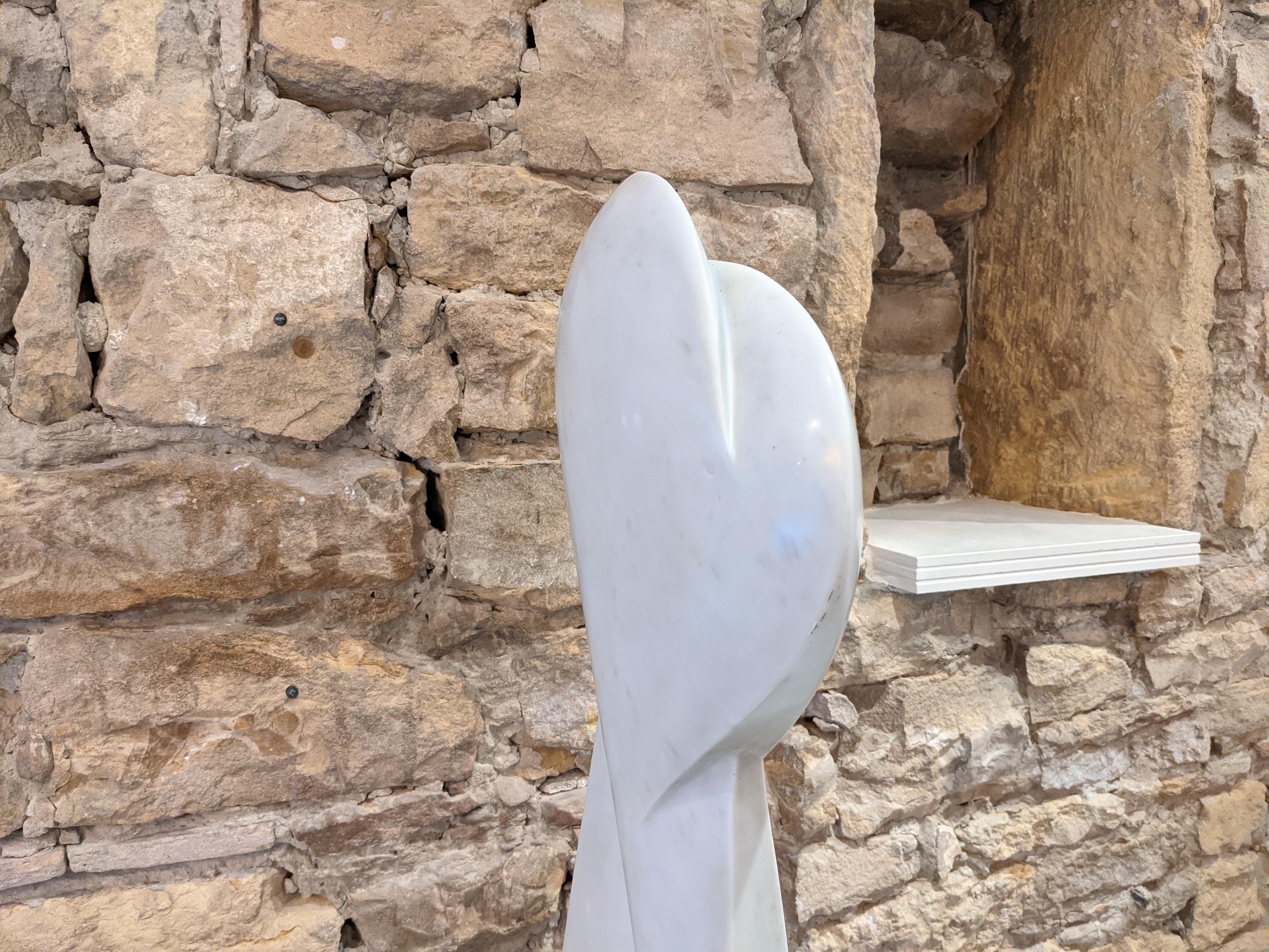 Sculpture in White Carrara Marble by Bertrand Créac'h For Sale 1