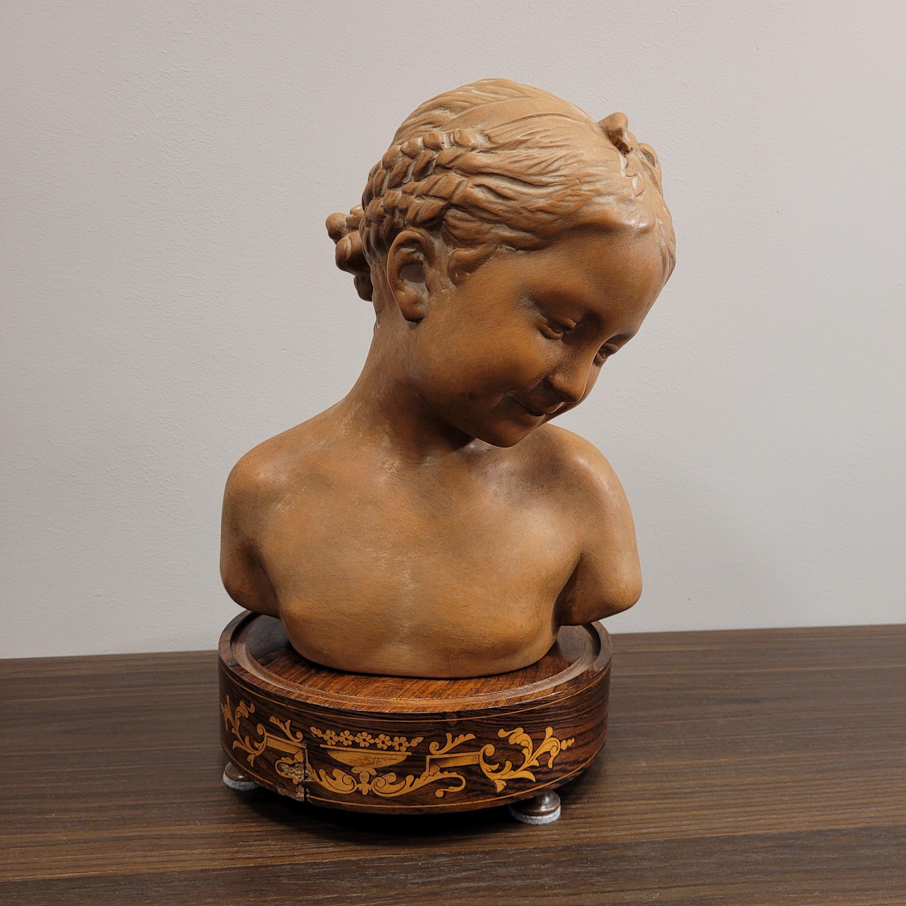 Sculpture Italy Terracotta Bust Girl Signed, 40's In Good Condition For Sale In VALLADOLID, ES
