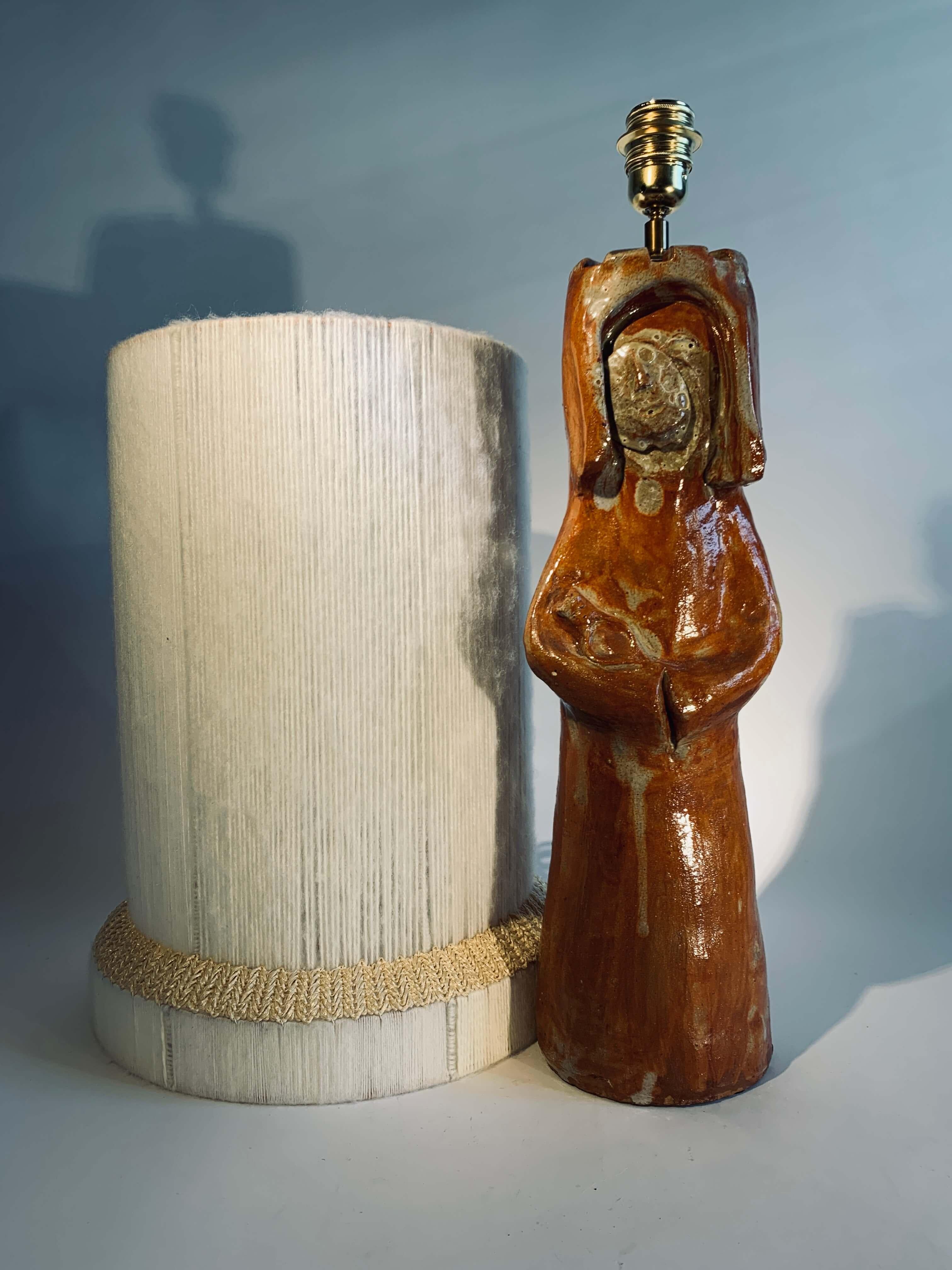 Beaux Arts Graceful French Sculpture Table Lamp from the 1950s For Sale