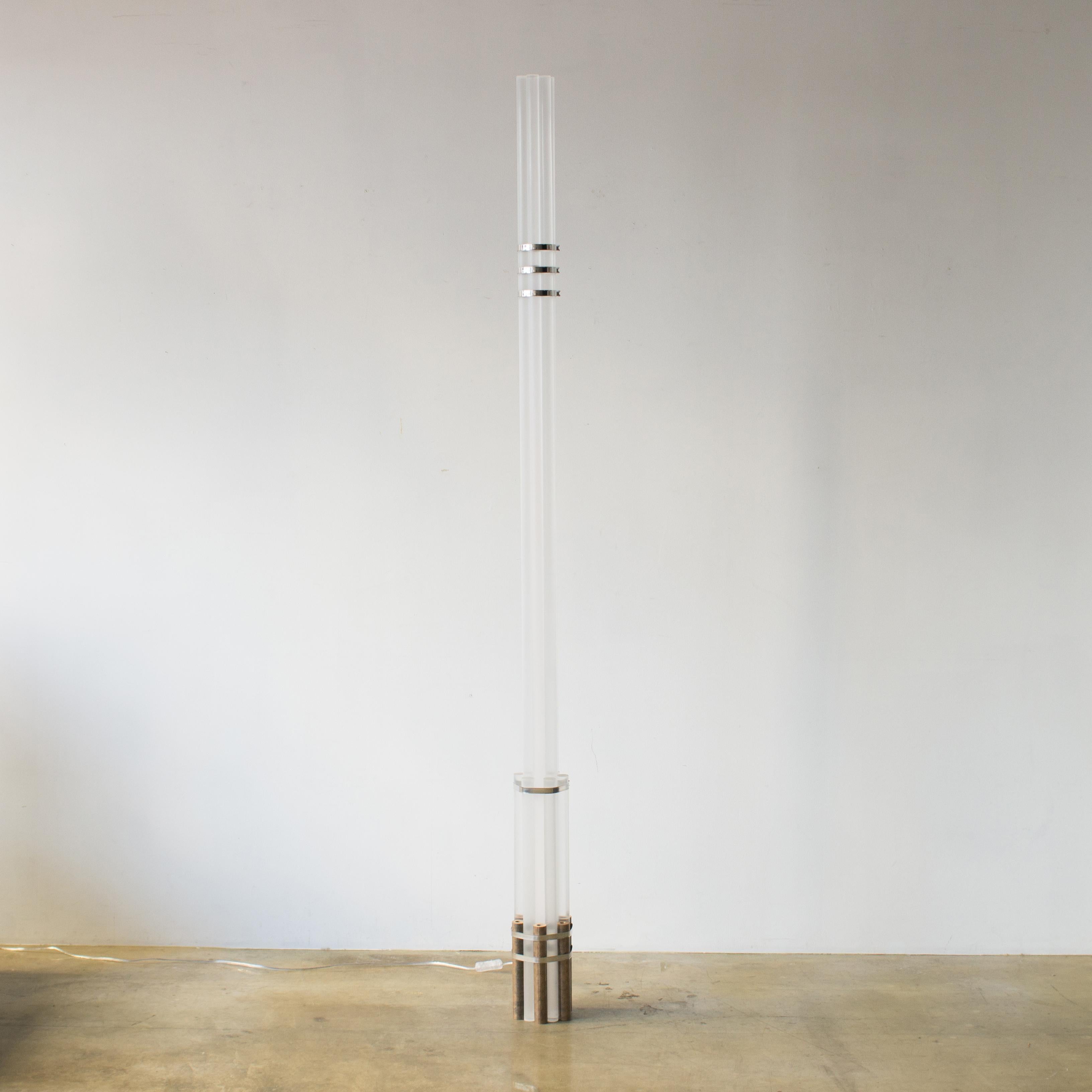 Sculptural lighting by Batten and Kamp. made of acrylic tubes and brass.
Working with 100-240V, Neon tube LED12W.
 