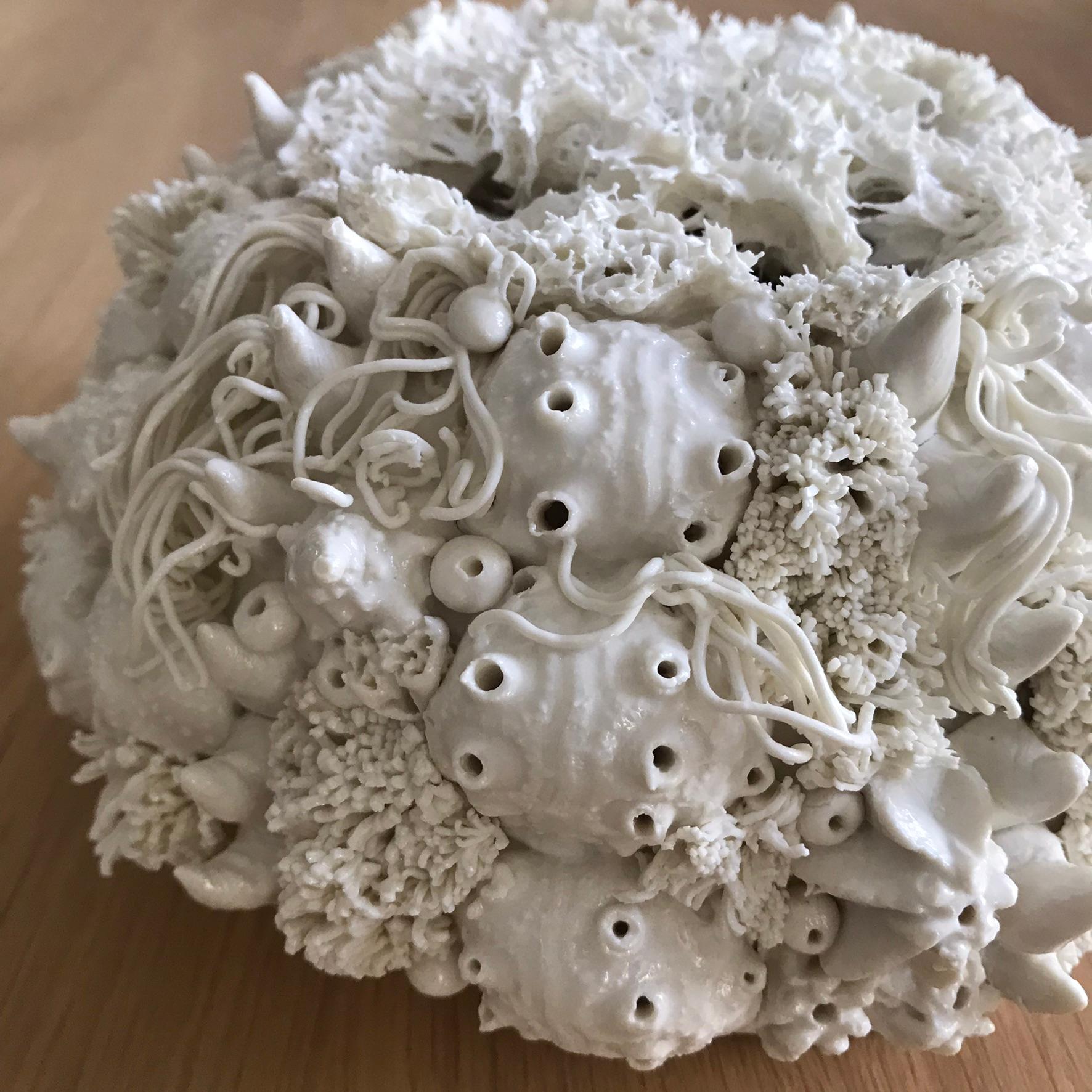 Porcelain Sculpture Lumineuse Abyss 2 For Sale